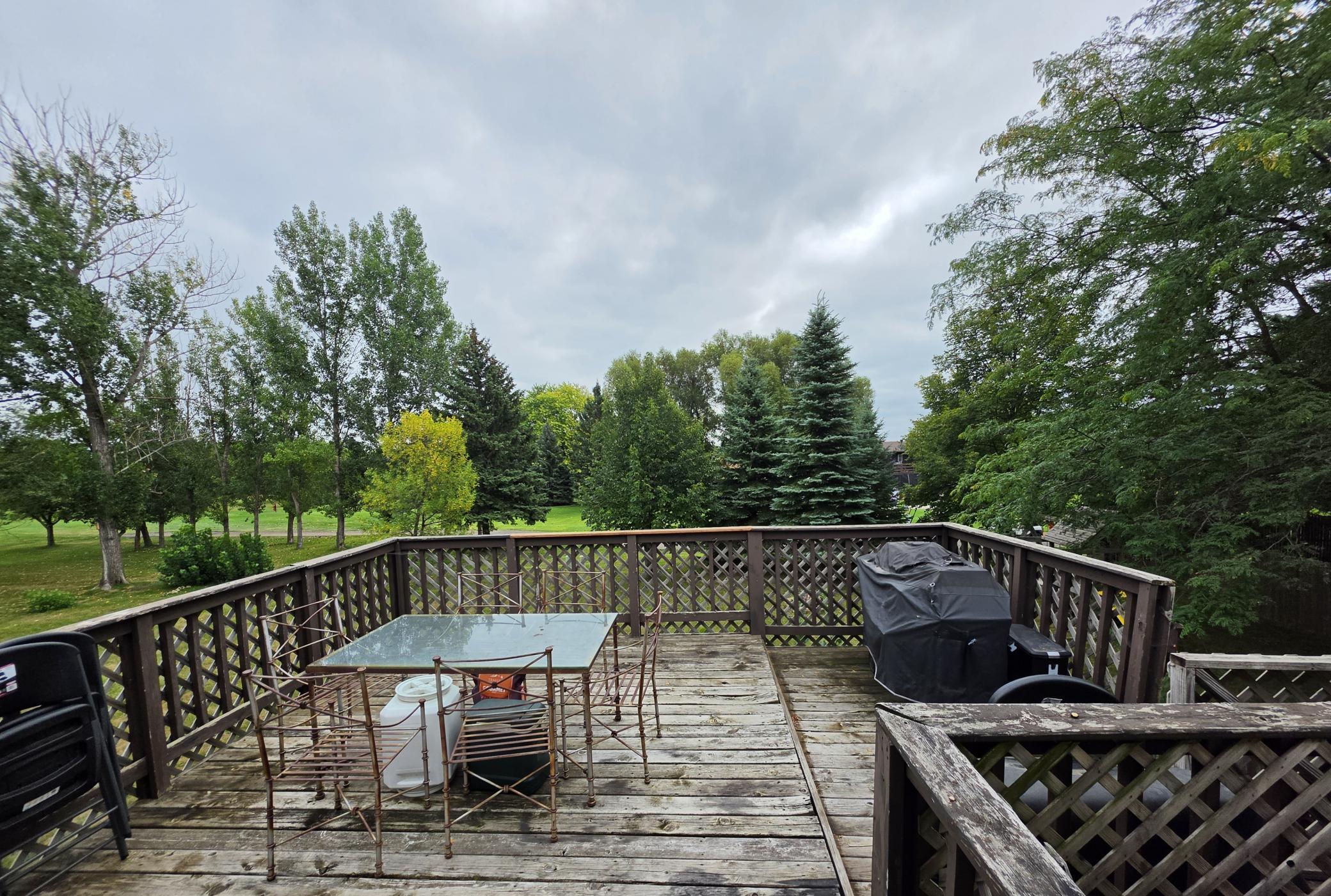 1986 single family home for sale at 2858 26th Street Circle S in Moorhead, MN — 3 bed, 2 bath (photo 40 of 40)