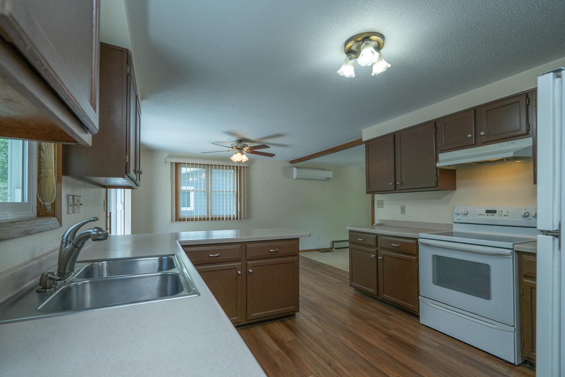 1976 single family home for sale at 1713 Graydon Avenue in Brainerd, MN — 4 bed, 3 bath (photo 12 of 46)