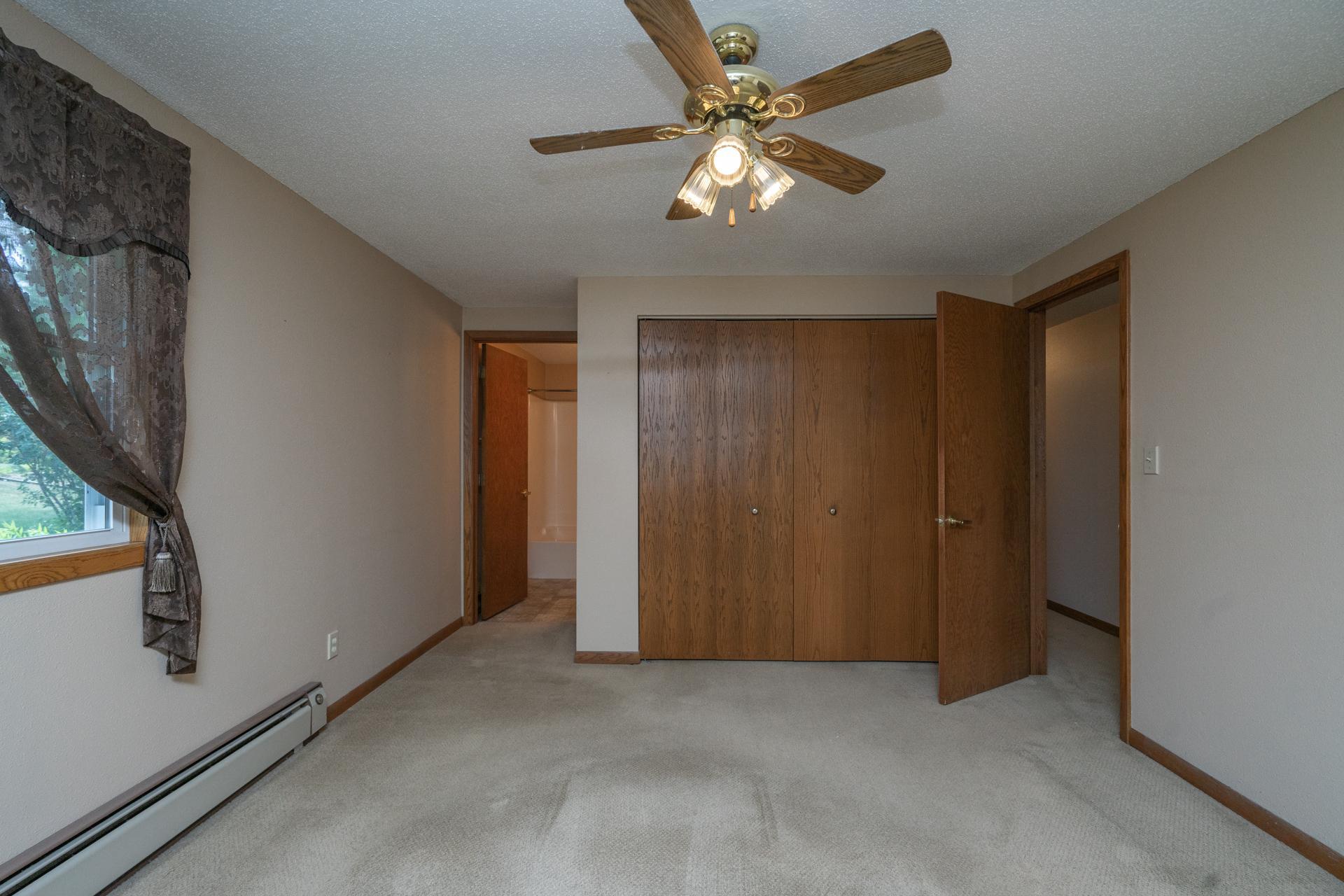 1976 single family home for sale at 1713 Graydon Avenue in Brainerd, MN — 4 bed, 3 bath (photo 34 of 46)