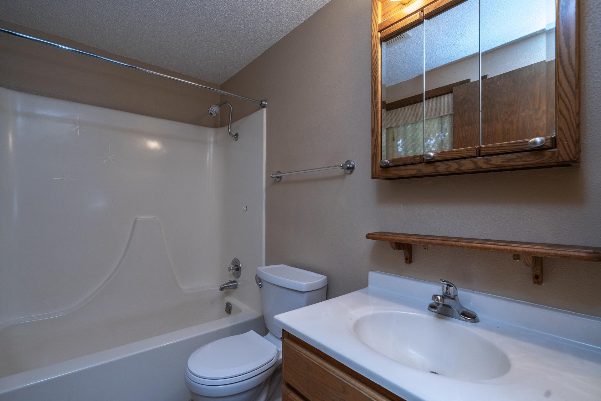 1976 single family home for sale at 1713 Graydon Avenue in Brainerd, MN — 4 bed, 3 bath (photo 37 of 46)