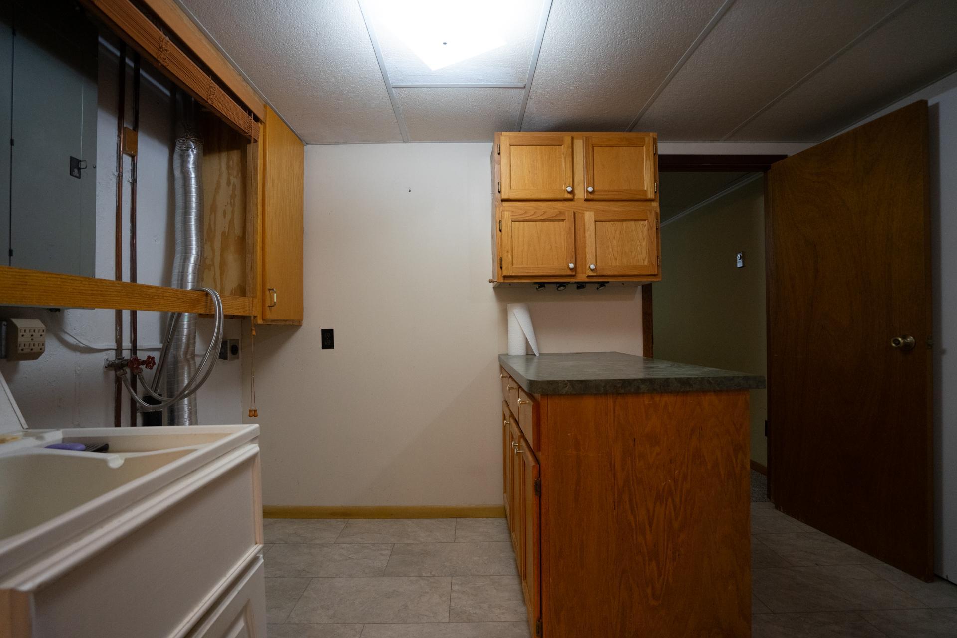 1976 single family home for sale at 1713 Graydon Avenue in Brainerd, MN — 4 bed, 3 bath (photo 41 of 46)
