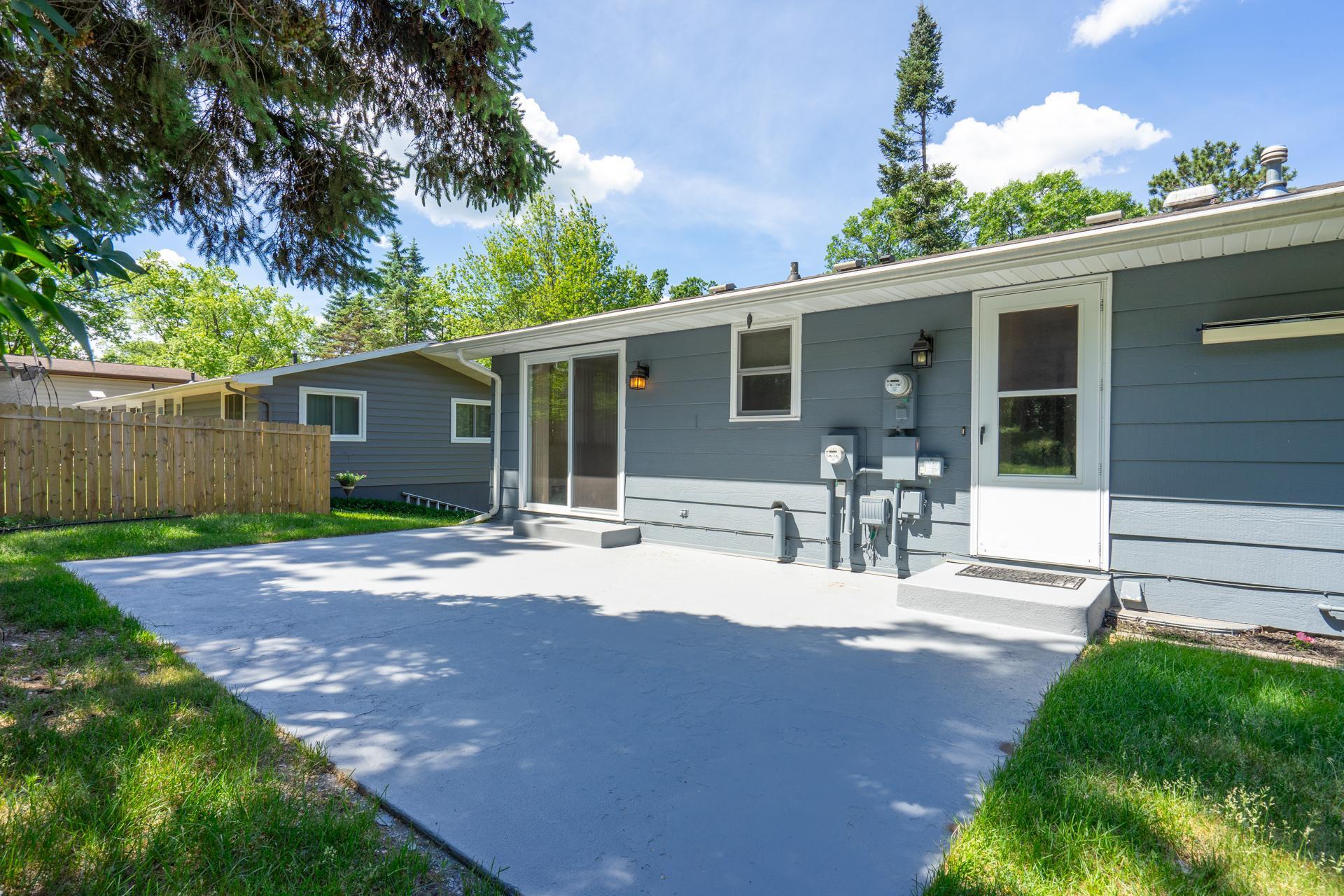 1976 single family home for sale at 1713 Graydon Avenue in Brainerd, MN — 4 bed, 3 bath (photo 9 of 46)