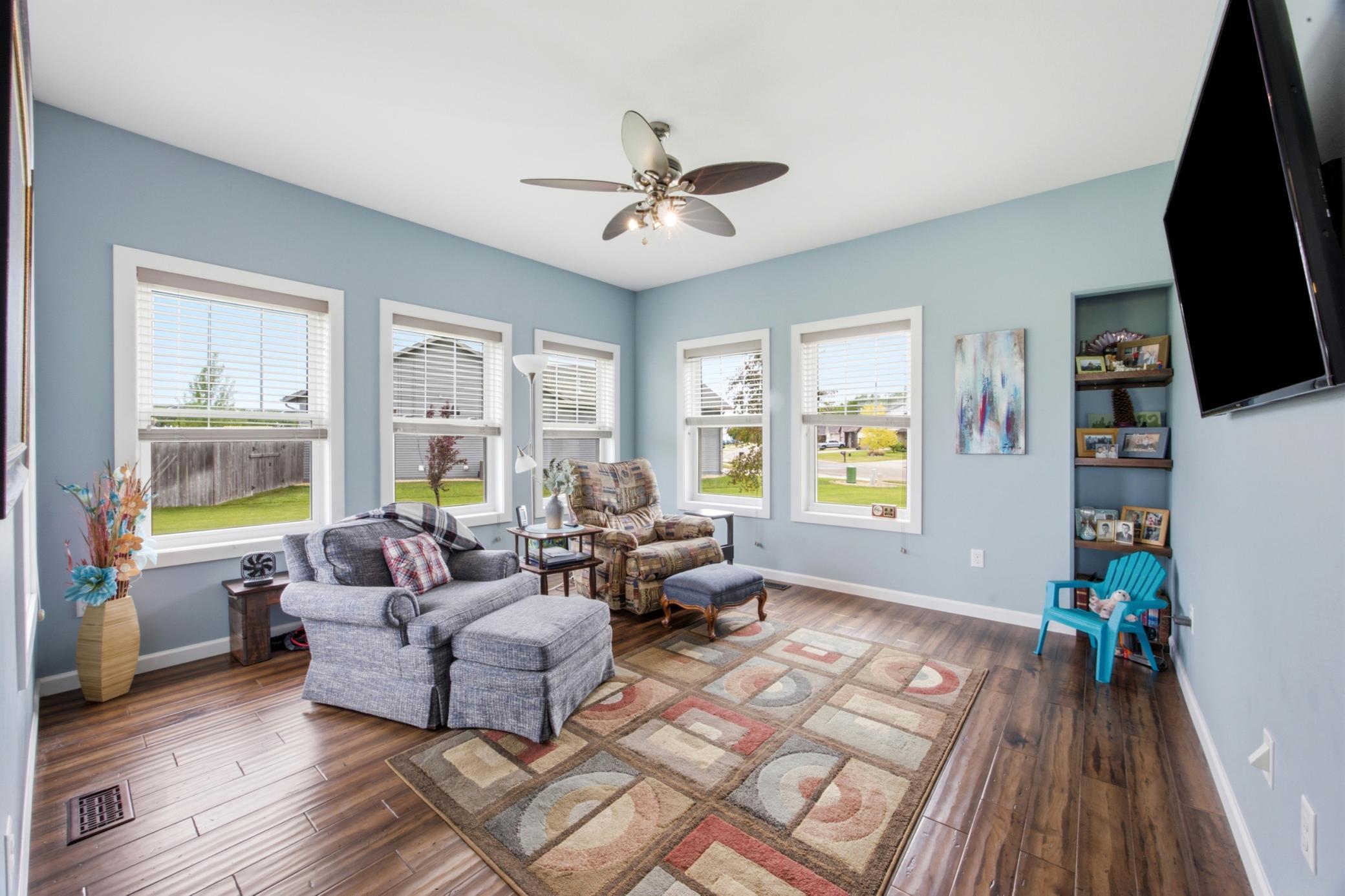 2014 single family home for sale at 1406 W Summerwood Trail in Dilworth, MN — 5 bed, 3 bath (photo 16 of 55)