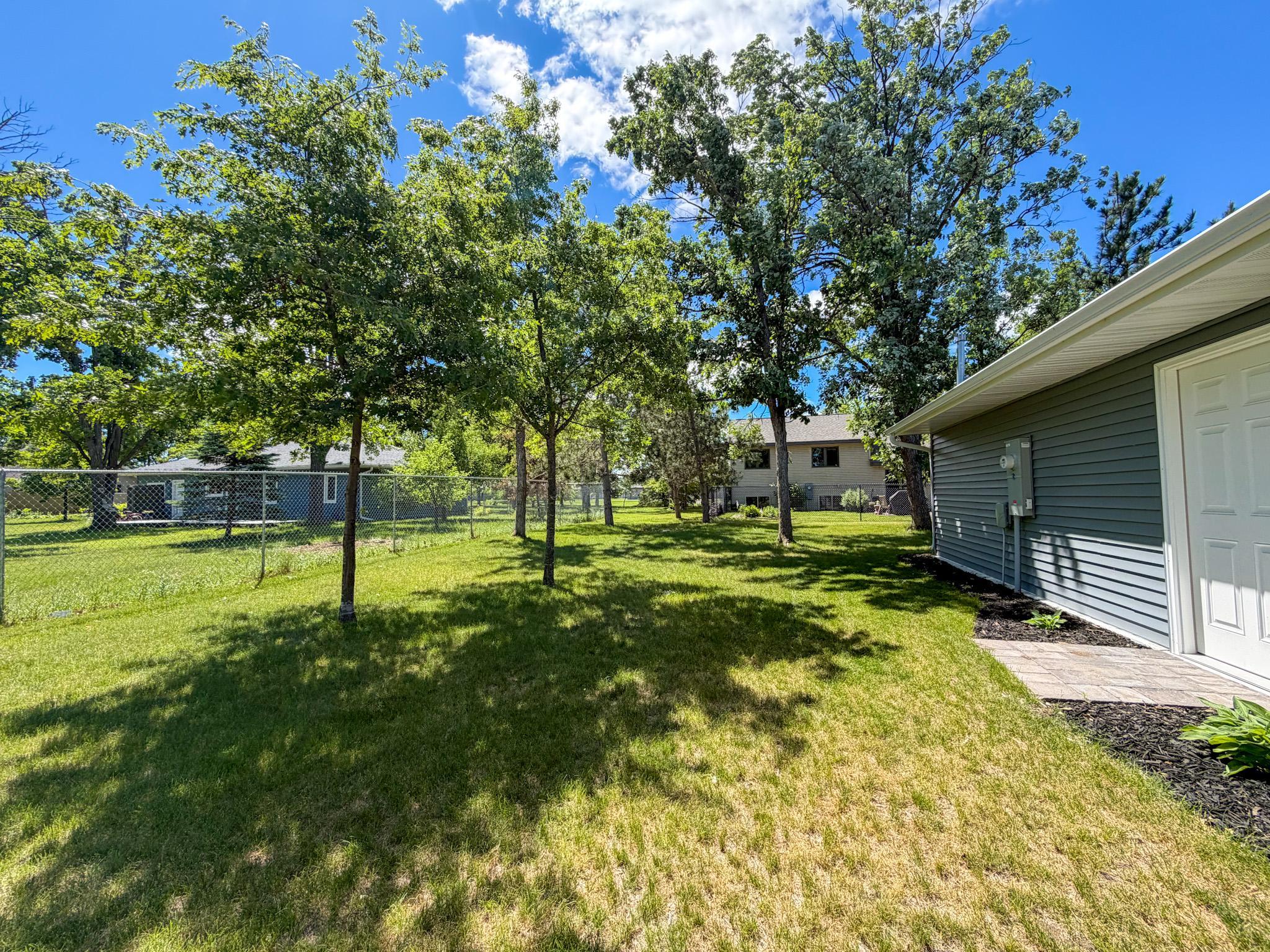 2022 single family home for sale at 612 Irving Beach Drive SW in Bemidji, MN — 2 bed, 2 bath (photo 21 of 31)