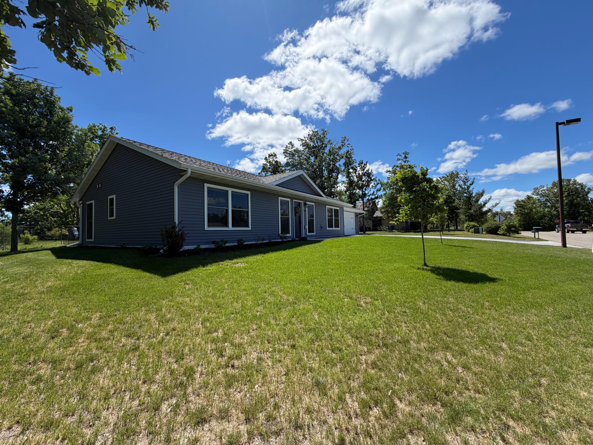 2022 single family home for sale at 612 Irving Beach Drive SW in Bemidji, MN — 2 bed, 2 bath (photo 24 of 31)