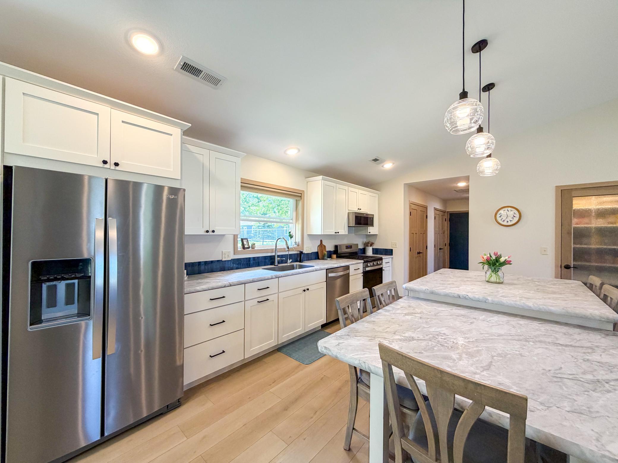 2022 single family home for sale at 612 Irving Beach Drive SW in Bemidji, MN — 2 bed, 2 bath (photo 4 of 31)