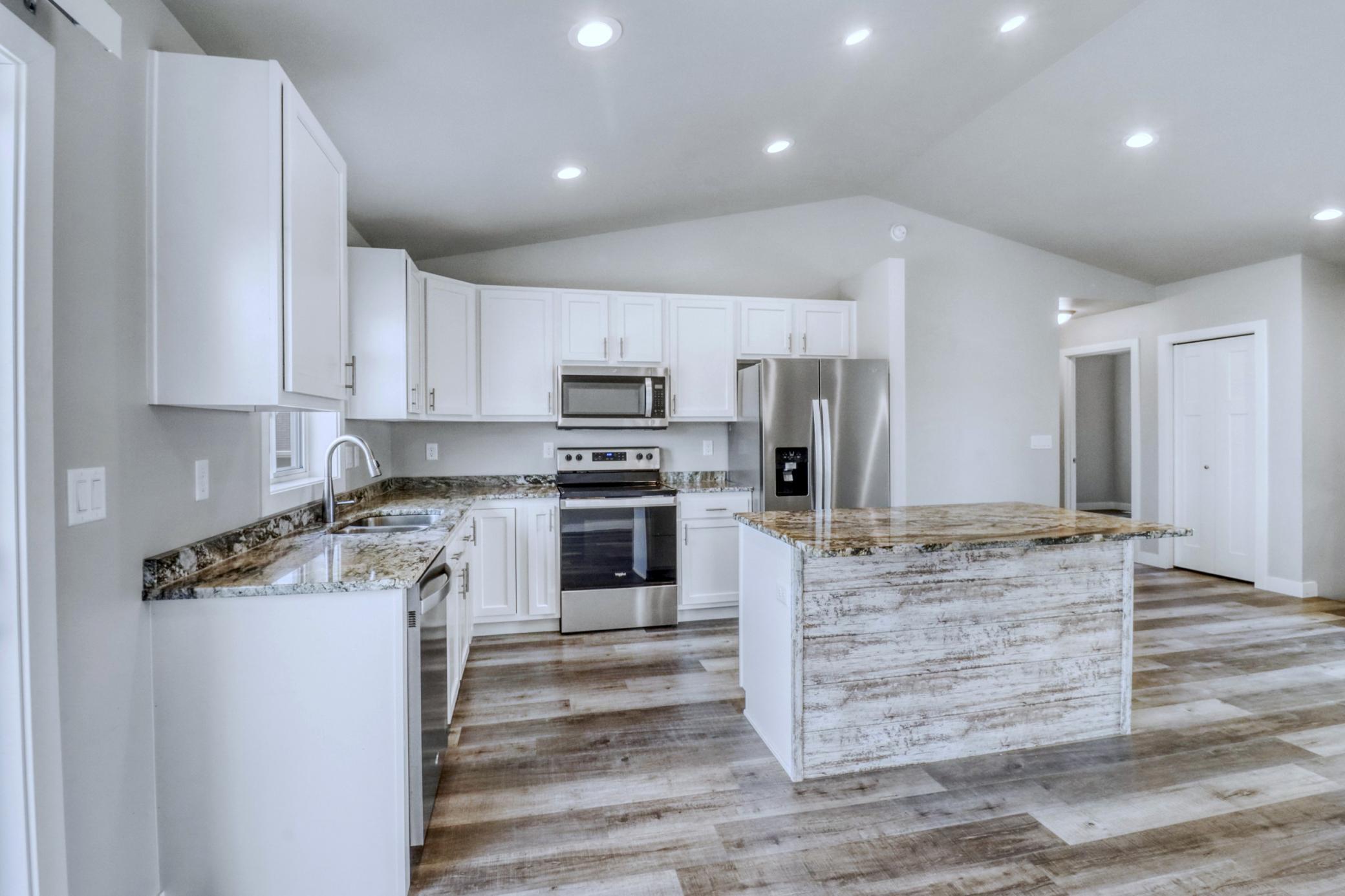 2023 single family home for sale at 6879 67th Street S in Horace, ND — 4 bed, 2 bath (photo 13 of 49)