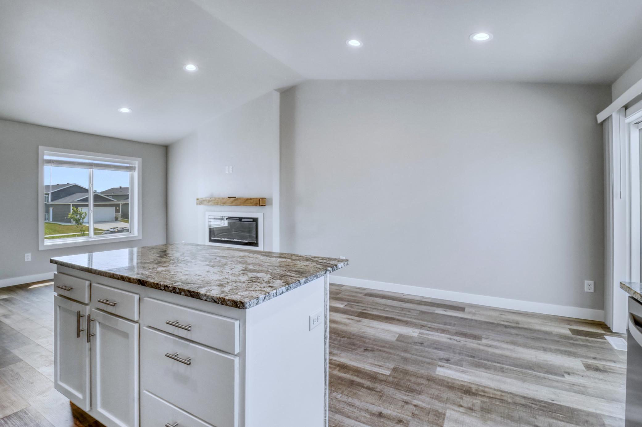 2023 single family home for sale at 6879 67th Street S in Horace, ND — 4 bed, 2 bath (photo 18 of 49)