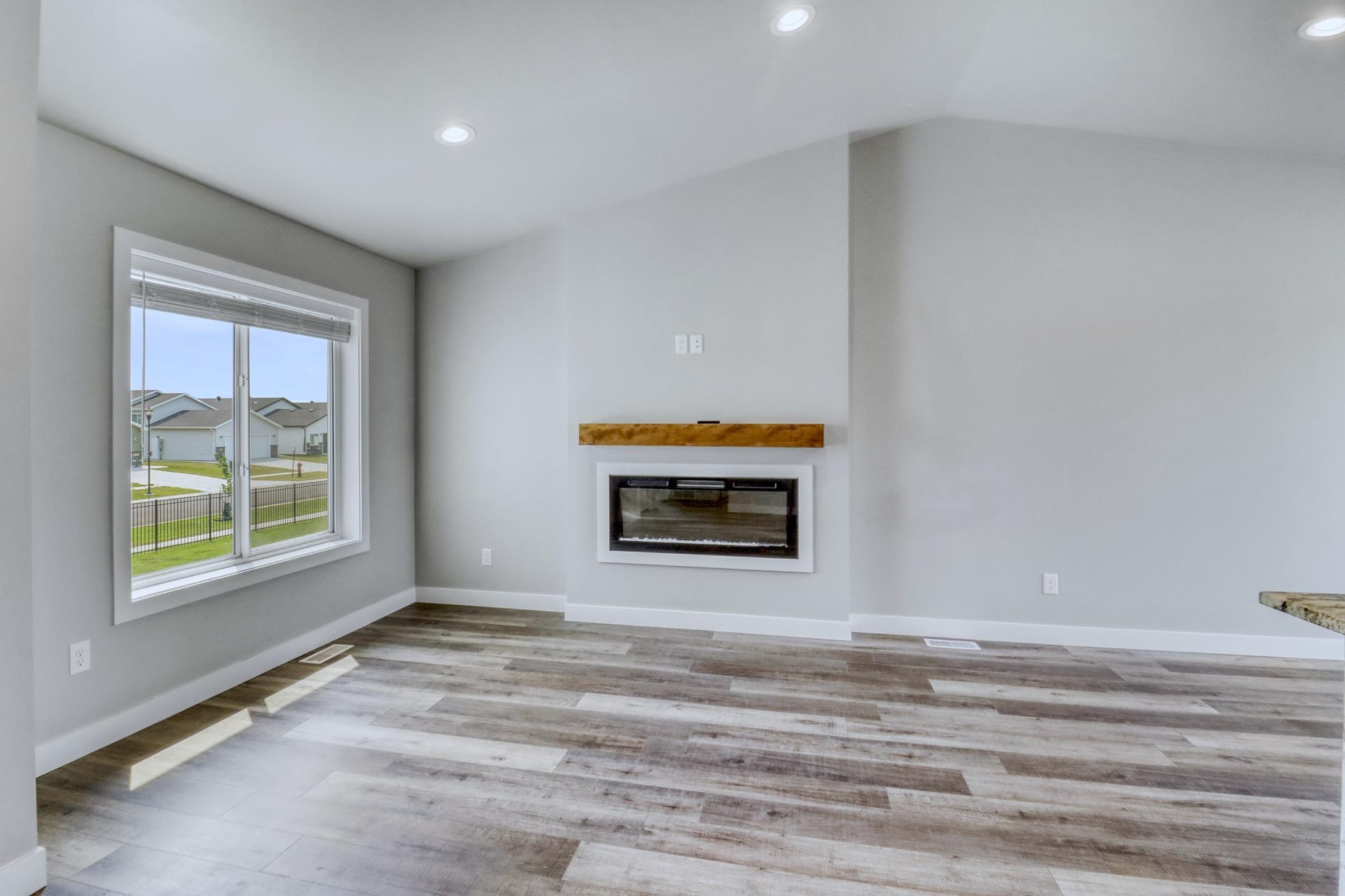 2023 single family home for sale at 6879 67th Street S in Horace, ND — 4 bed, 2 bath (photo 5 of 49)