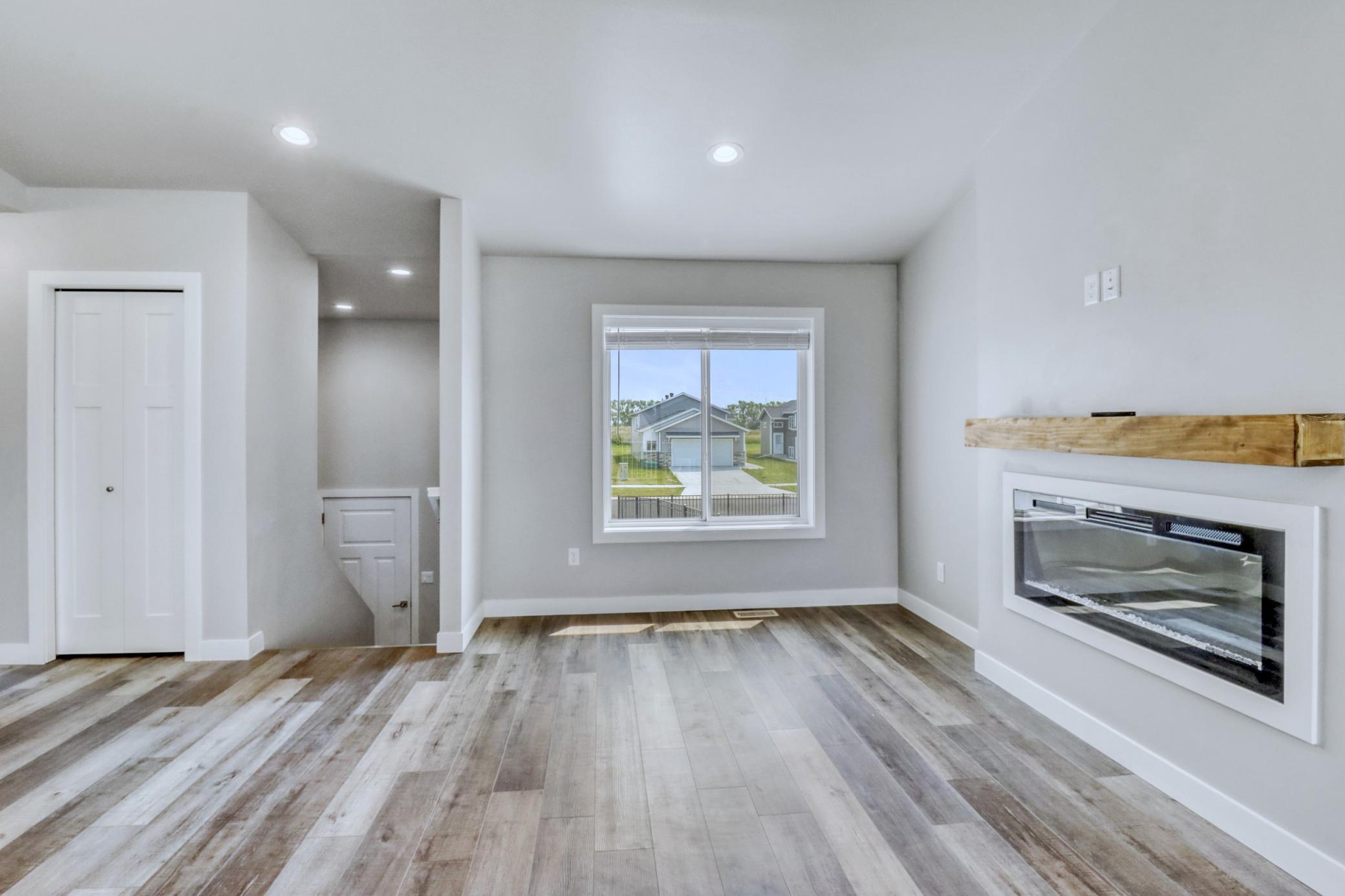 2023 single family home for sale at 6879 67th Street S in Horace, ND — 4 bed, 2 bath (photo 8 of 49)