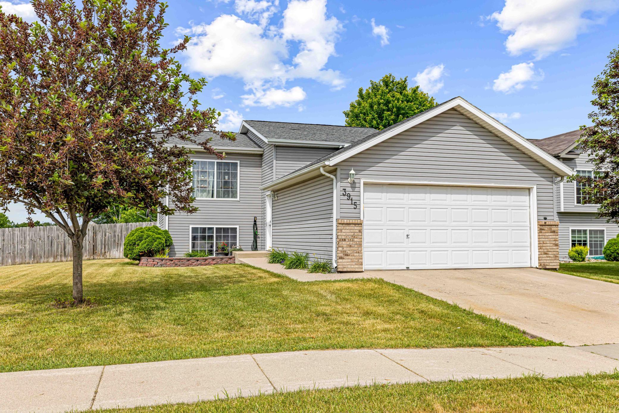 3915 34th S Street, Fargo ND 58104 - Photo 2 of 41