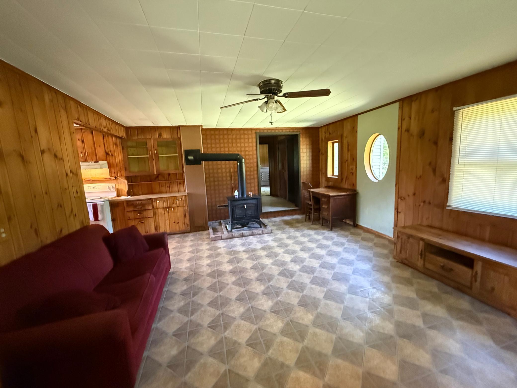 28892 Malcolm Road NW, Grygla MN 56727 - Photo 4 of 10