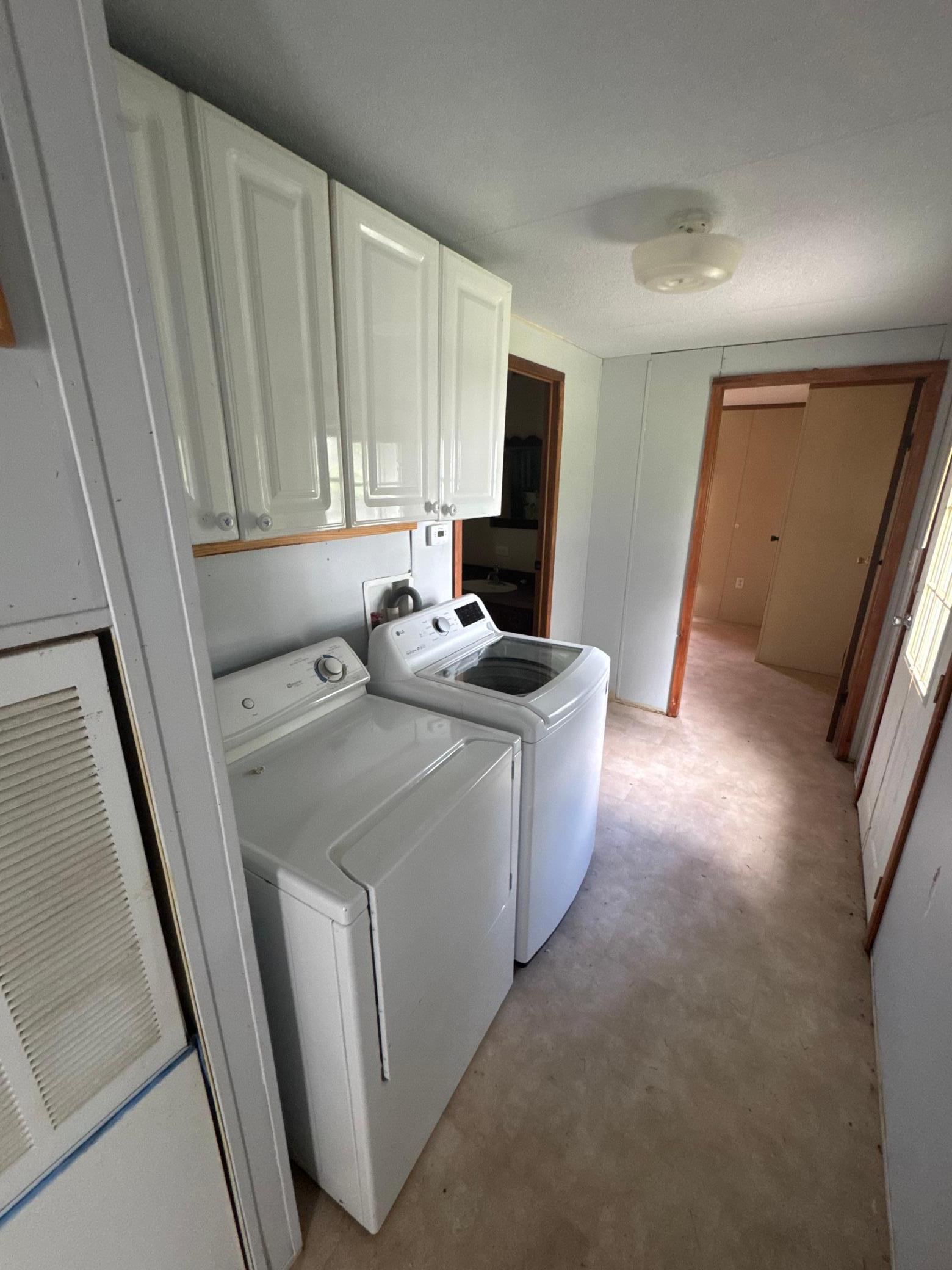 2006 single family home for sale at 106 2nd Avenue N in Mooreton, ND — 3 bed, 1 bath (photo 13 of 27)