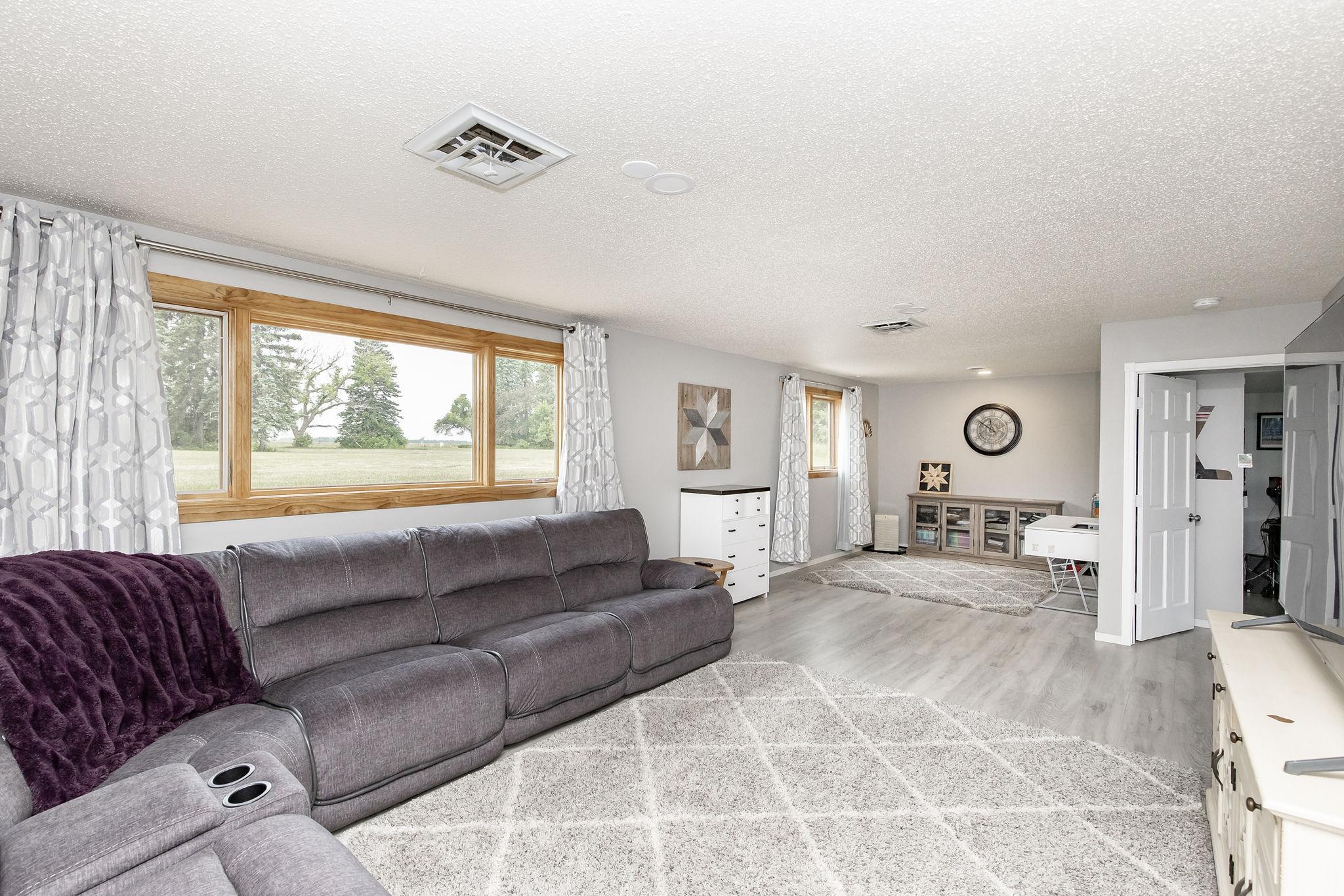 16657 52nd Street SE, Kindred ND 58051 - Photo 26 of 74
