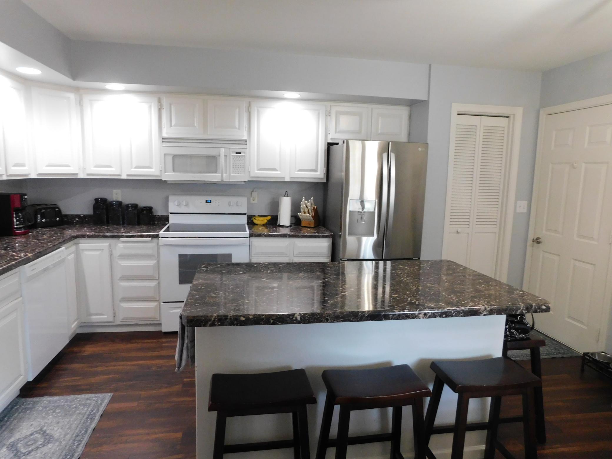 2524 25th S Avenue, Fargo ND 58103 - Photo 5 of 36