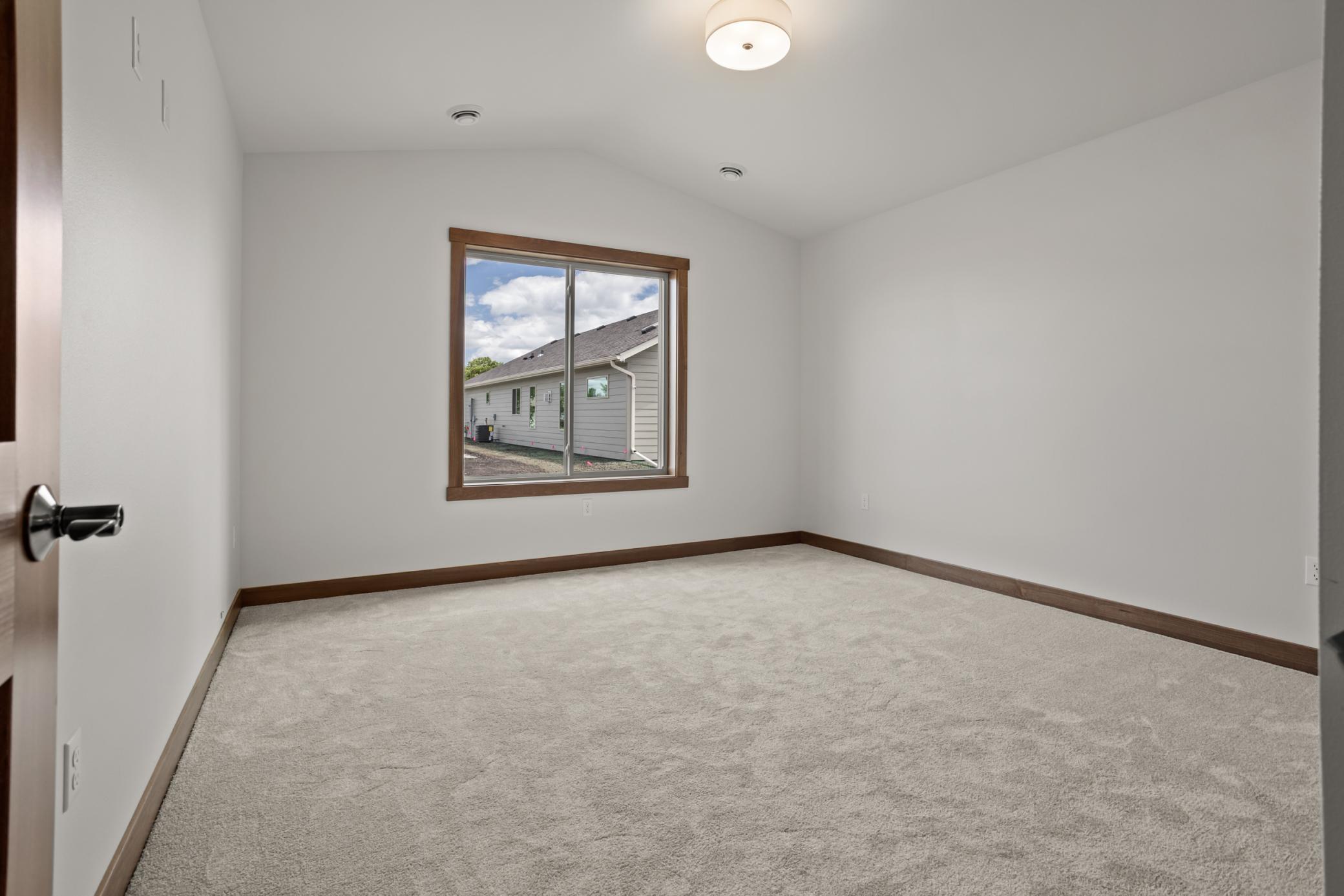 6463 Brekke S Way, Fargo ND 58104 - Photo 9 of 32