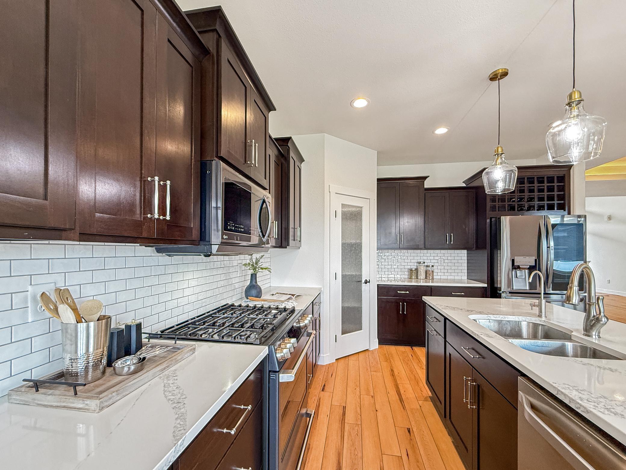 2020 single family home for sale at 3620 Cordova Loop S in Fargo, ND — 5 bed, 3 bath (photo 17 of 50)