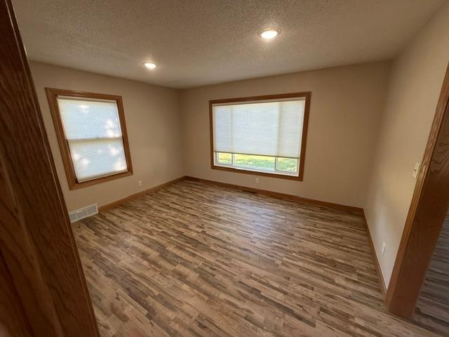 1940 single family home for sale at 321 23rd Street NE in Bemidji, MN — 5 bed, 3 bath (photo 16 of 35)