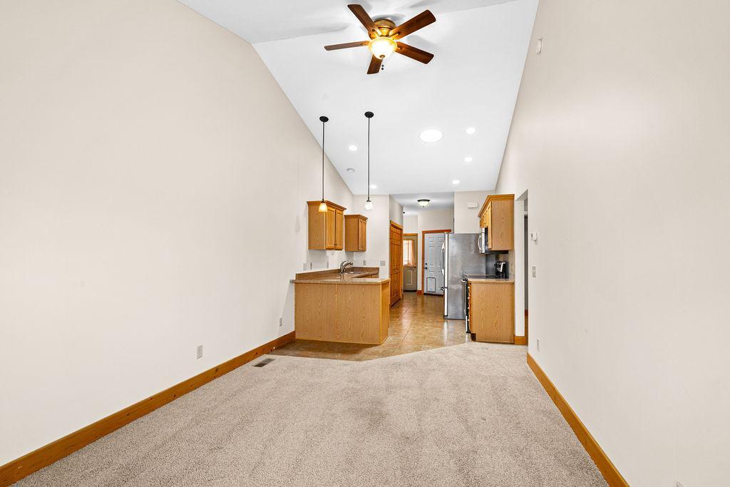 2010 townhouse for sale at 205 SE 17th Street, Unit 110 in Grand Rapids, MN — 2 bed, 2 bath (photo 11 of 27)