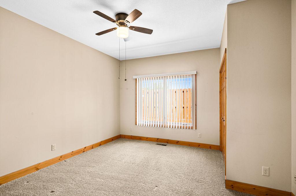 2010 townhouse for sale at 205 SE 17th Street, Unit 110 in Grand Rapids, MN — 2 bed, 2 bath (photo 13 of 27)