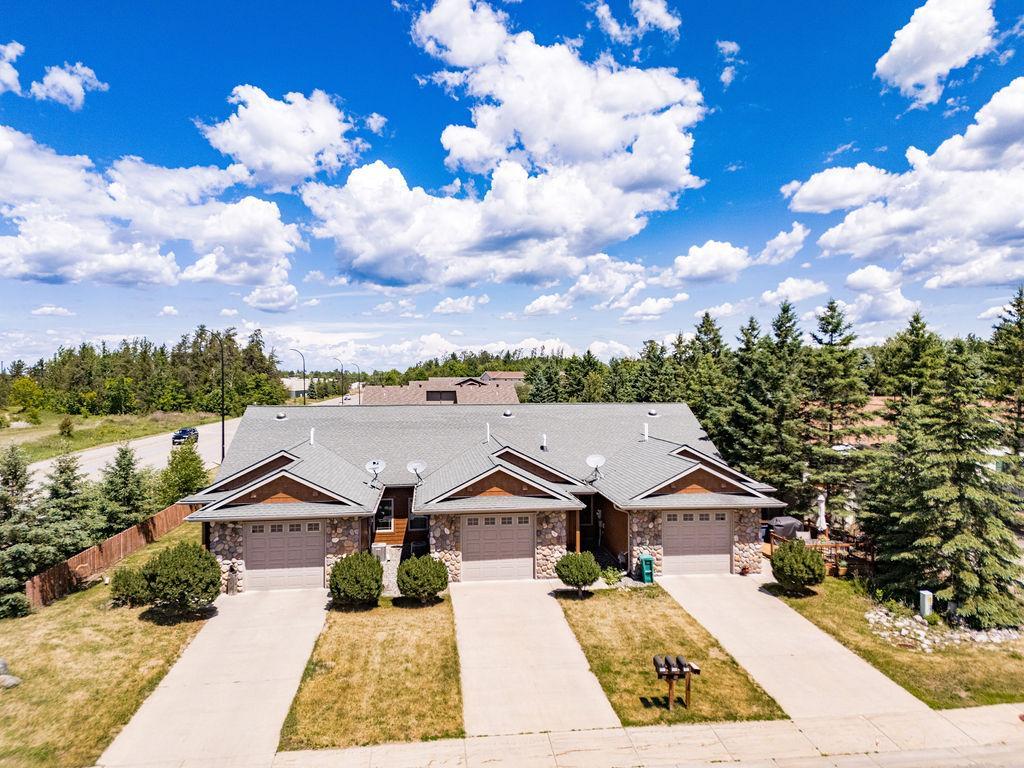 2010 townhouse for sale at 205 SE 17th Street, Unit 110 in Grand Rapids, MN — 2 bed, 2 bath (photo 19 of 27)