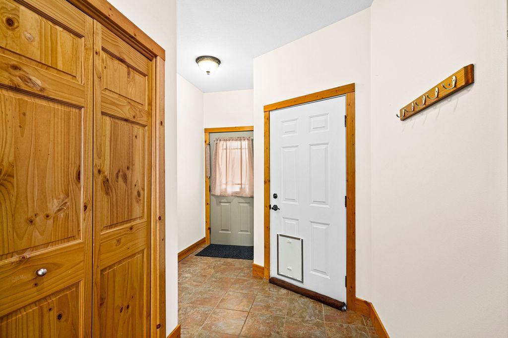 2010 townhouse for sale at 205 SE 17th Street, Unit 110 in Grand Rapids, MN — 2 bed, 2 bath (photo 6 of 27)