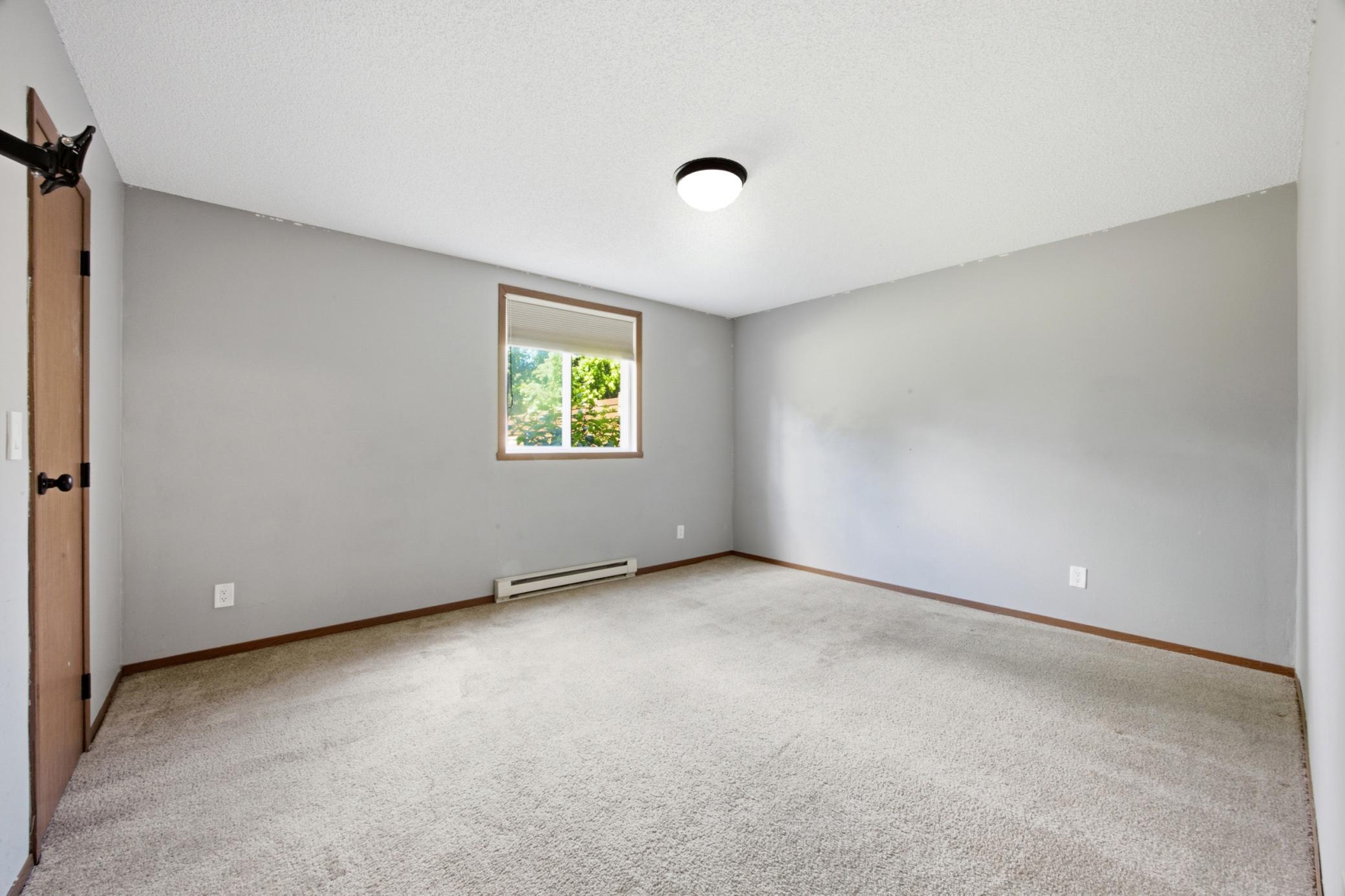 2927 35th S Avenue, Fargo ND 58104 - Photo 24 of 36