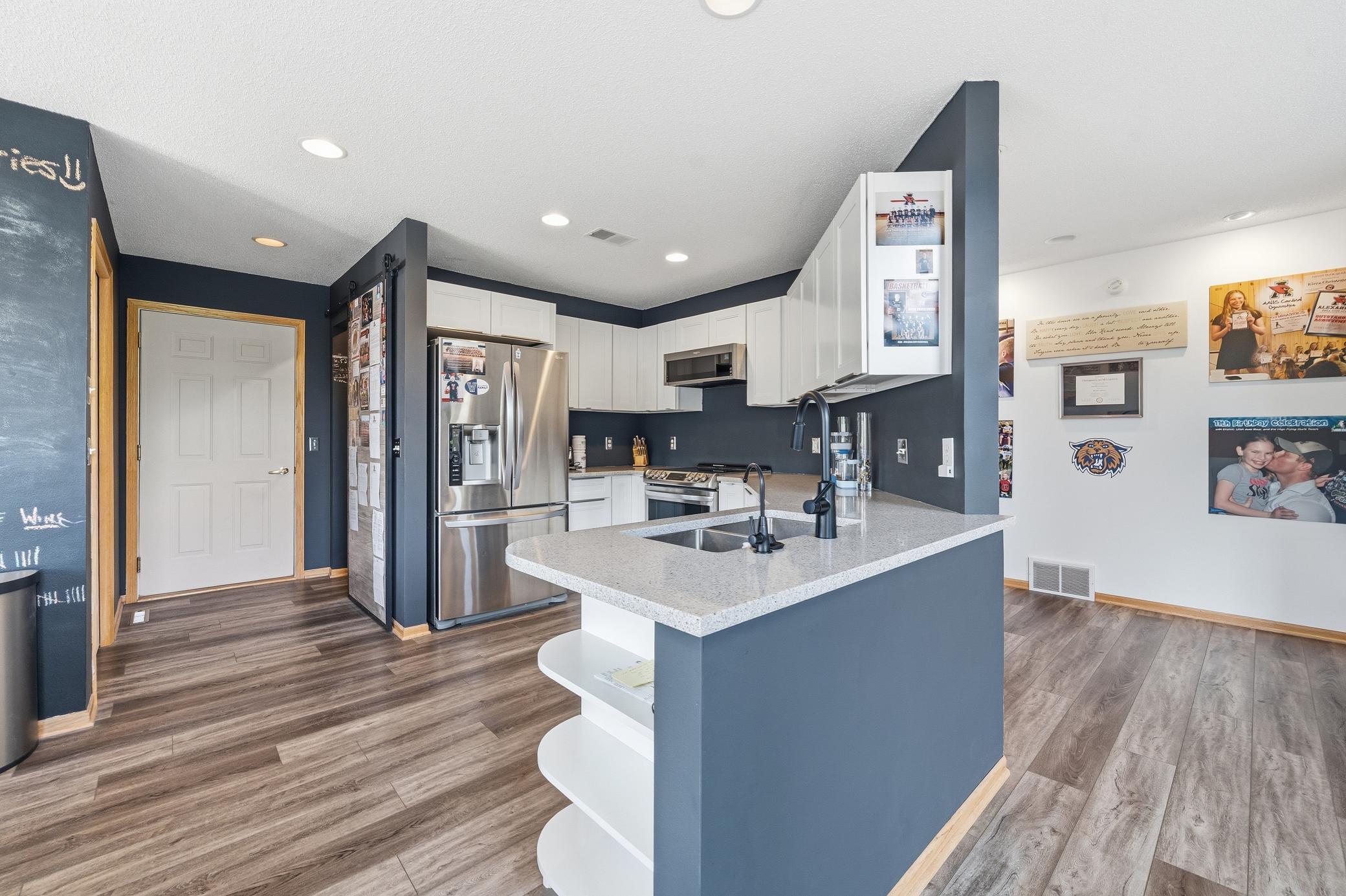 2001 townhouse for sale at 2729 Arrowwood Drive NW in Alexandria, MN — 4 bed, 4 bath (photo 16 of 62)