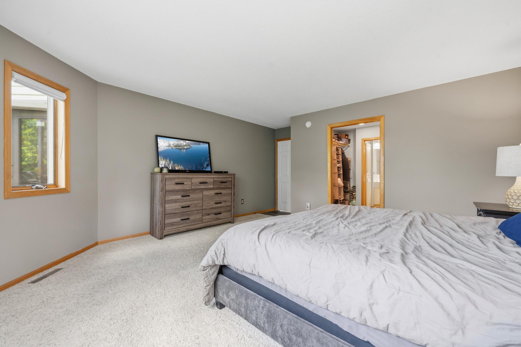 2001 townhouse for sale at 2729 Arrowwood Drive NW in Alexandria, MN — 4 bed, 4 bath (photo 20 of 62)