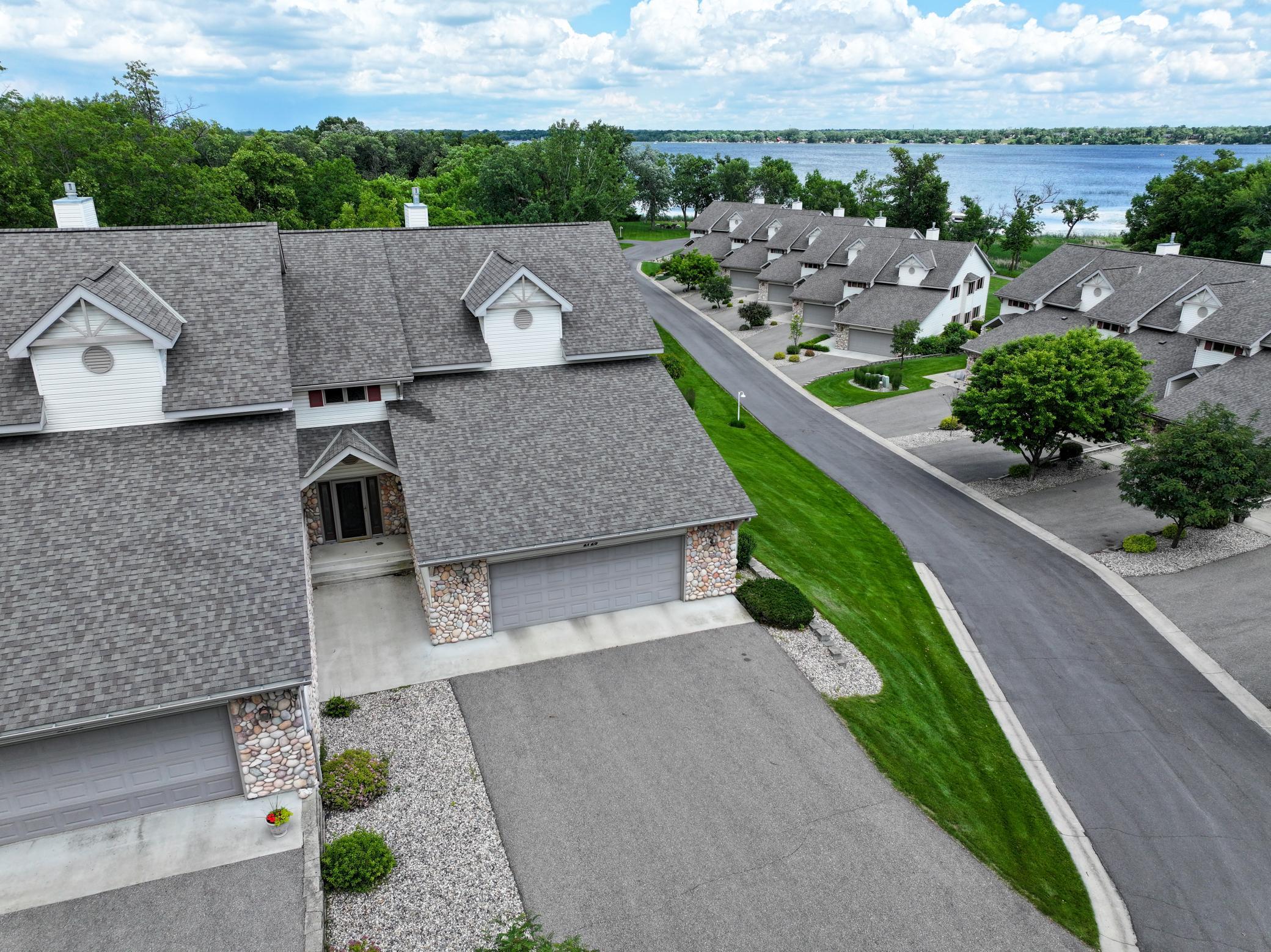 2001 townhouse for sale at 2729 Arrowwood Drive NW in Alexandria, MN — 4 bed, 4 bath (photo 9 of 62)