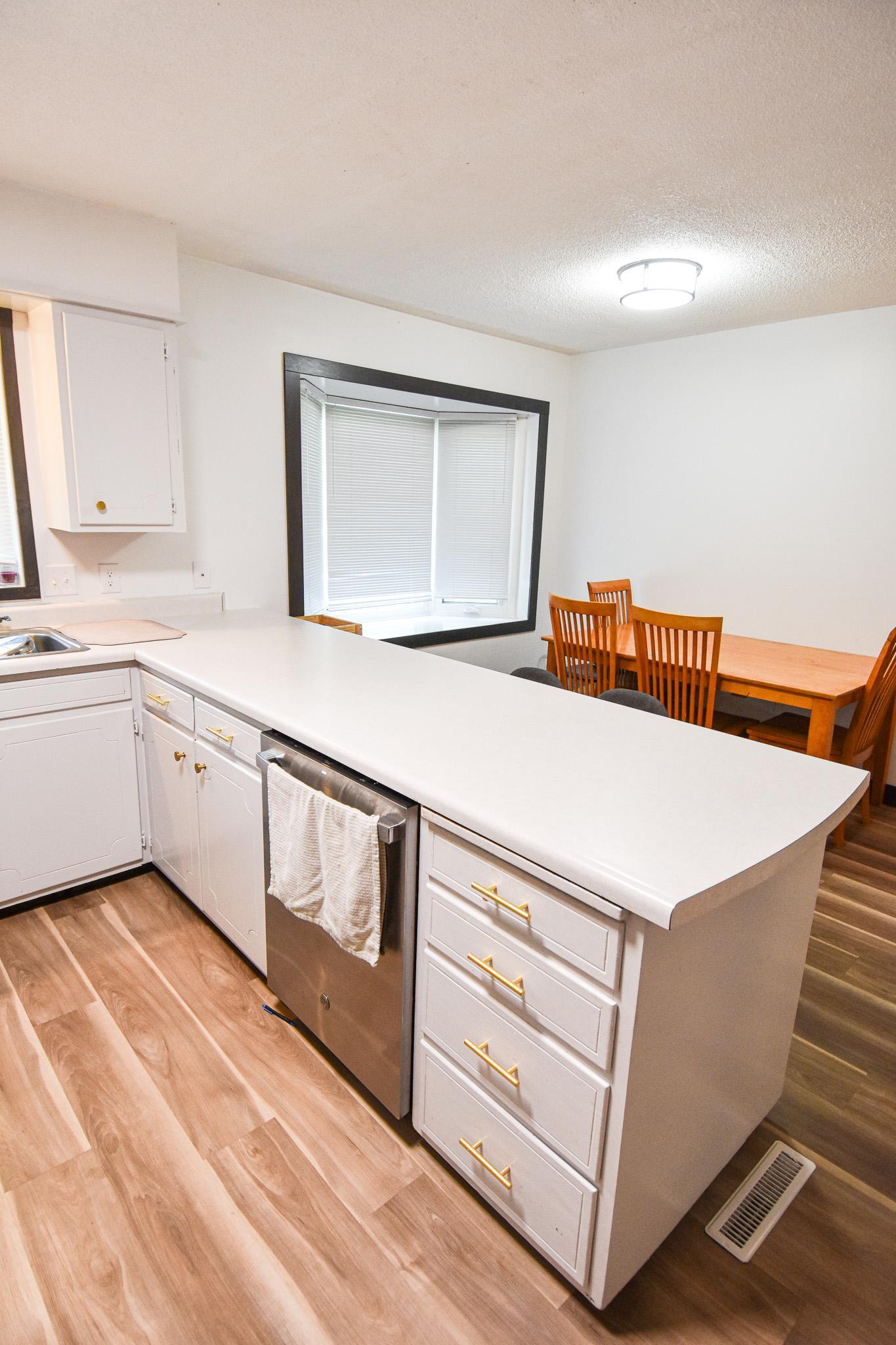 1976 single family home for sale at 718 Stephen Avenue in Stephen, MN — 4 bed, 3 bath (photo 15 of 32)