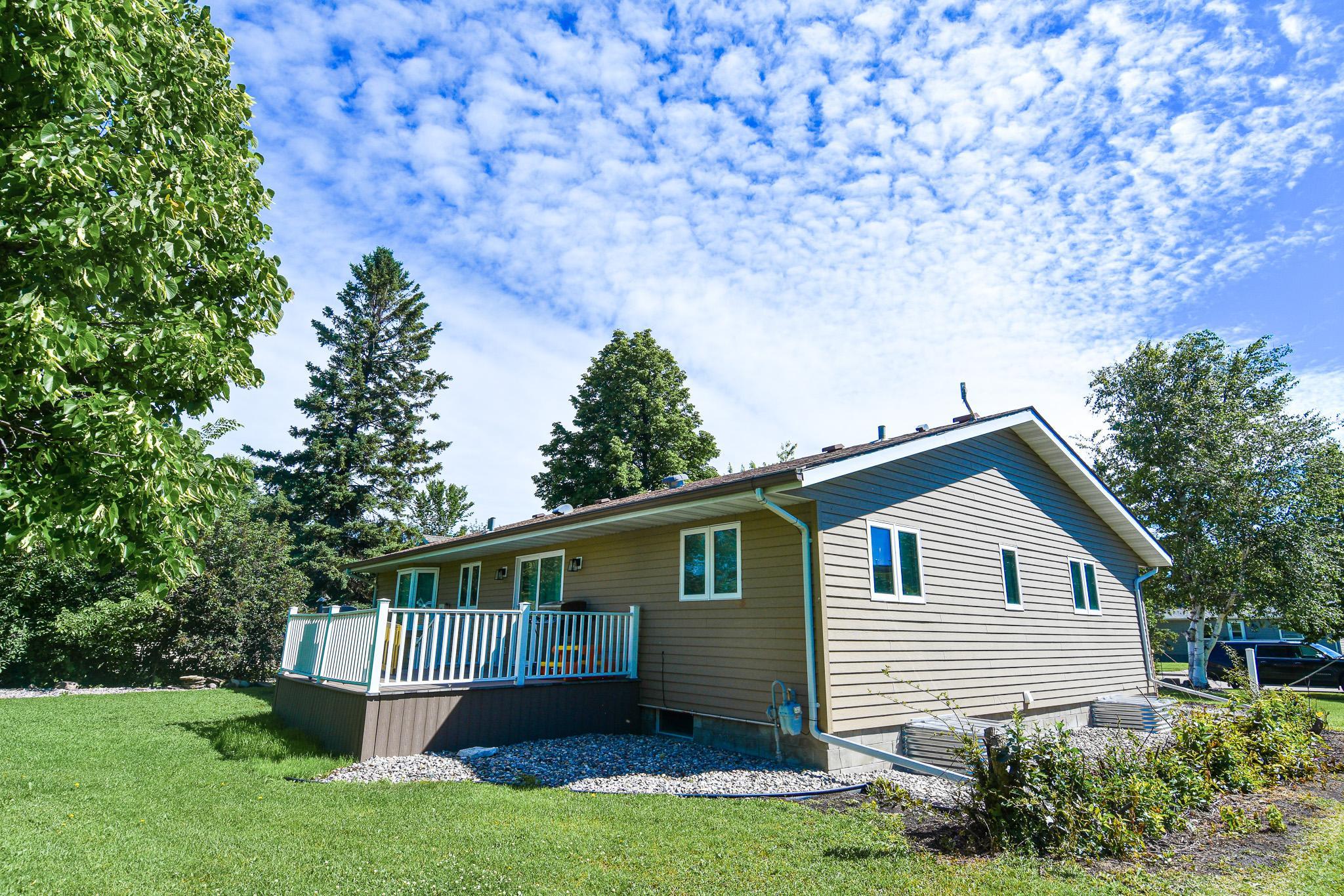 1976 single family home for sale at 718 Stephen Avenue in Stephen, MN — 4 bed, 3 bath (photo 25 of 32)