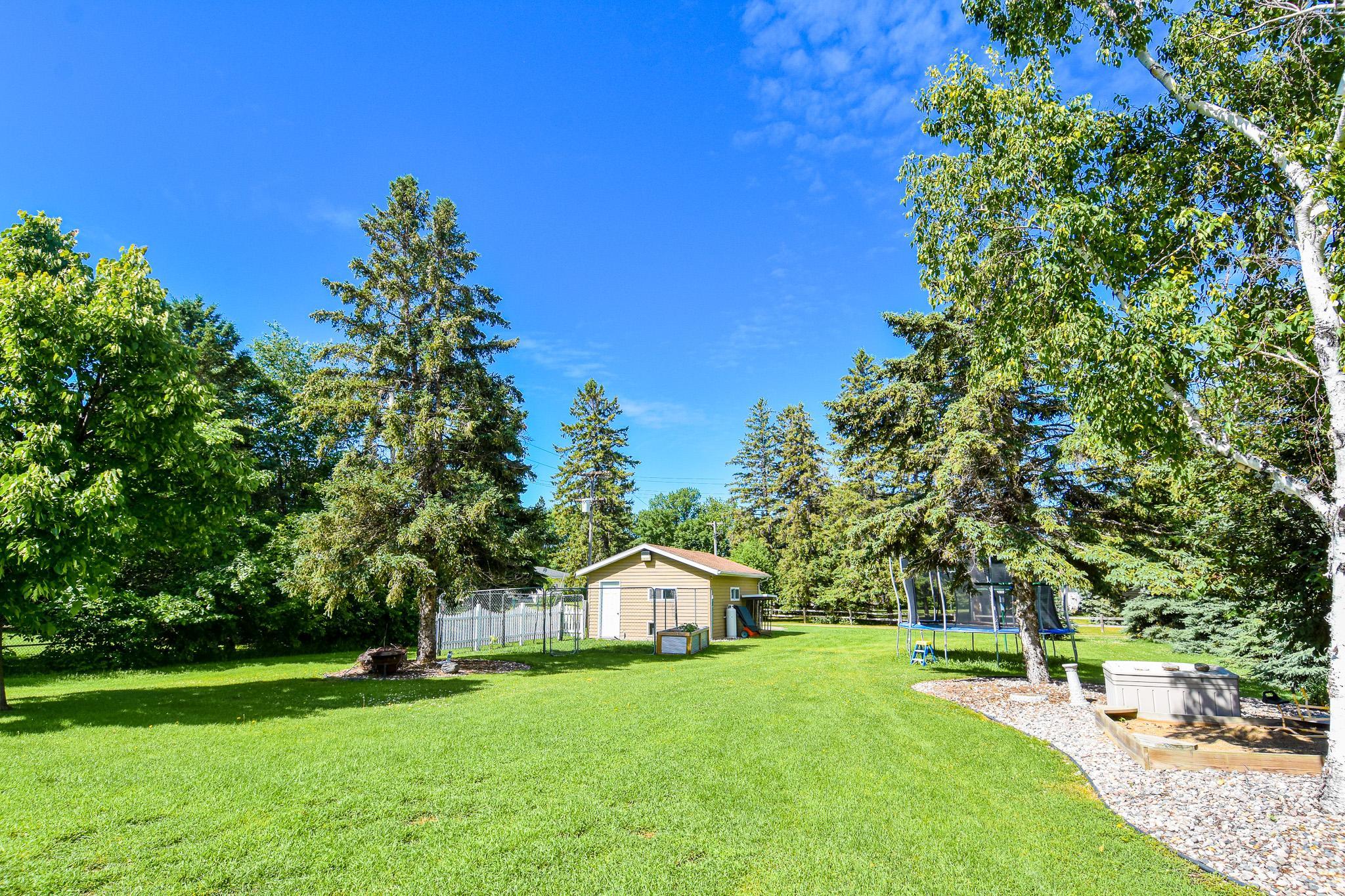 1976 single family home for sale at 718 Stephen Avenue in Stephen, MN — 4 bed, 3 bath (photo 26 of 32)