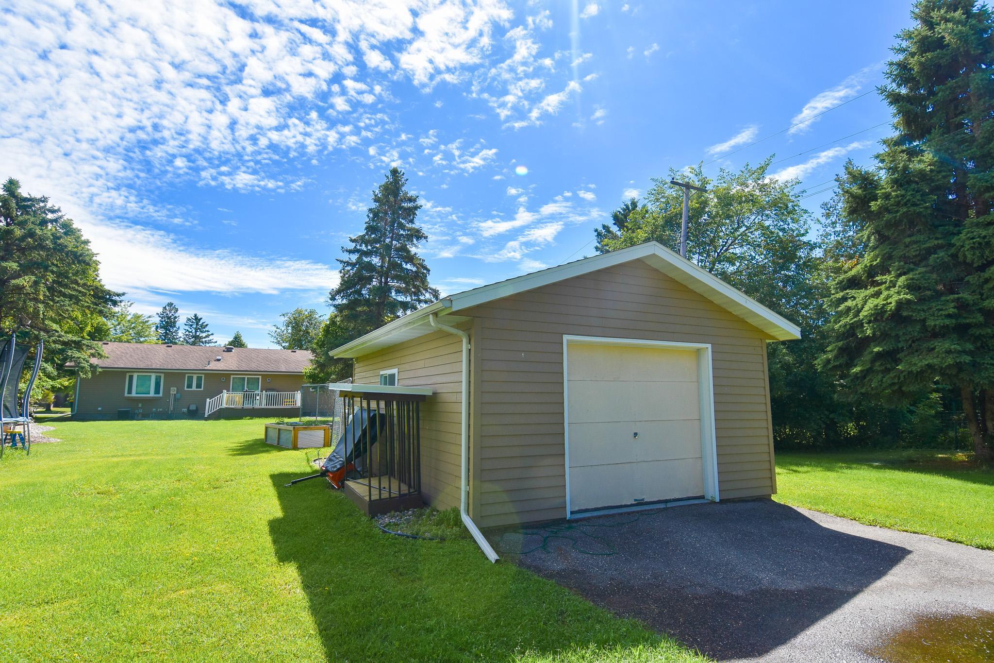 1976 single family home for sale at 718 Stephen Avenue in Stephen, MN — 4 bed, 3 bath (photo 28 of 32)