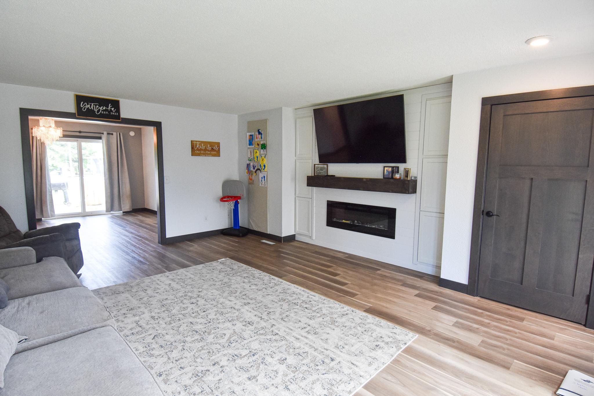1976 single family home for sale at 718 Stephen Avenue in Stephen, MN — 4 bed, 3 bath (photo 4 of 32)
