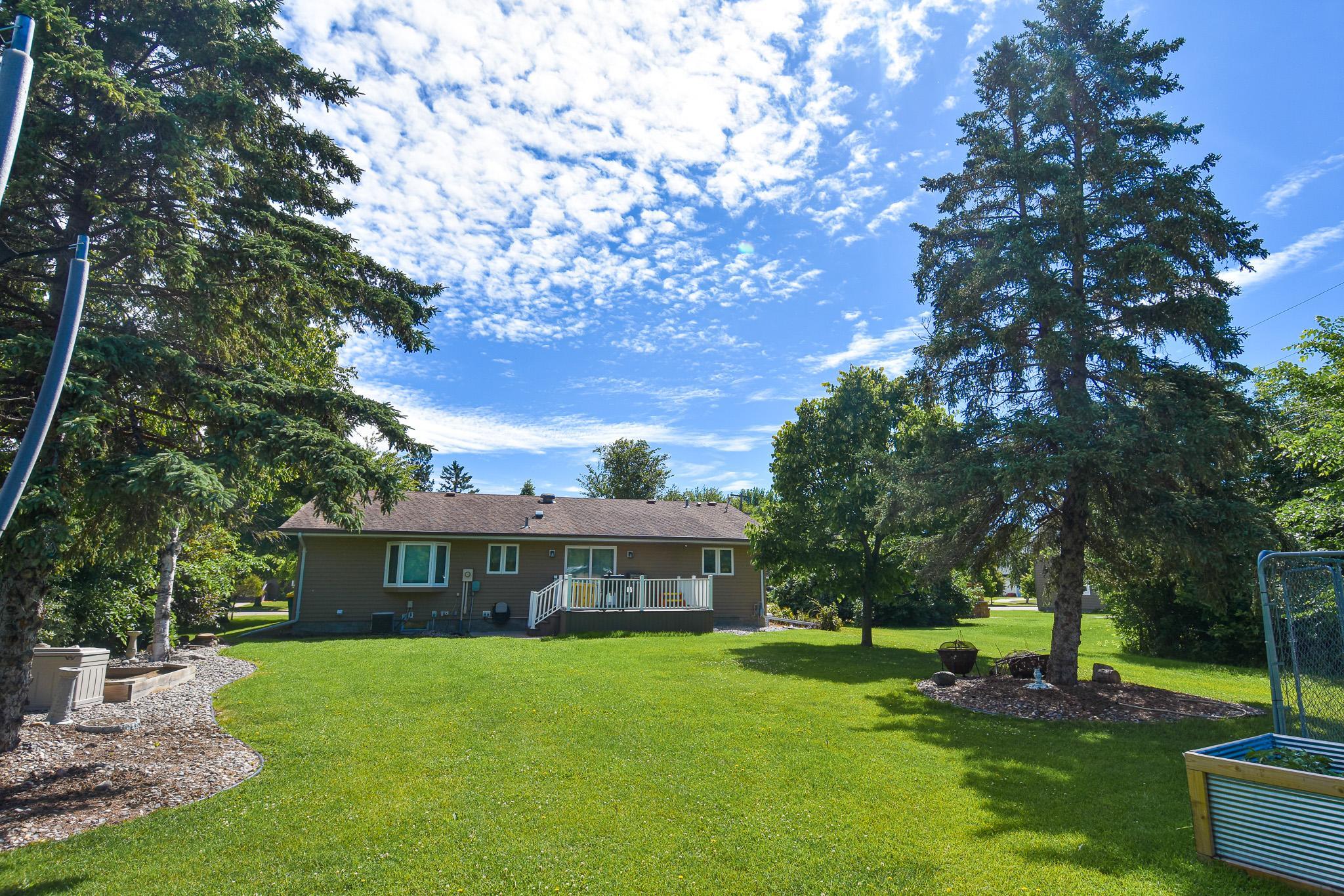 1976 single family home for sale at 718 Stephen Avenue in Stephen, MN — 4 bed, 3 bath (photo 32 of 32)