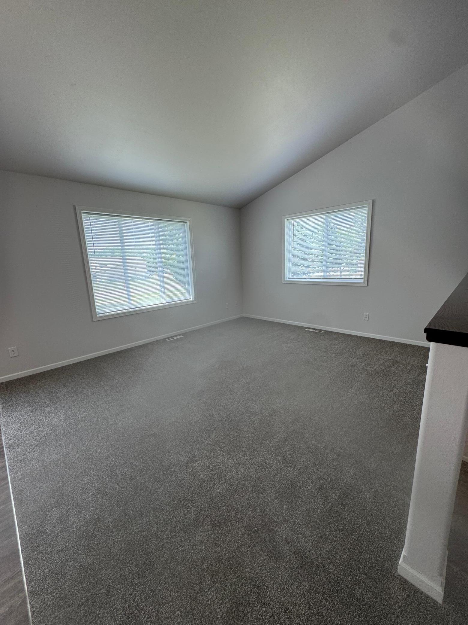 2013 townhouse for sale at 3539 15th Street S in Moorhead, MN — 3 bed, 3 bath (photo 6 of 27)