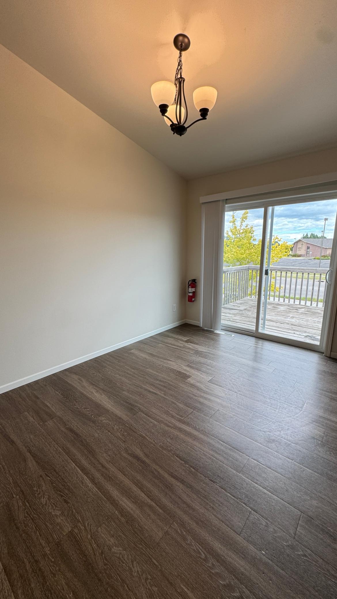 2015 townhouse for sale at 3116 27th Street S in Moorhead, MN — 3 bed, 2 bath (photo 13 of 37)