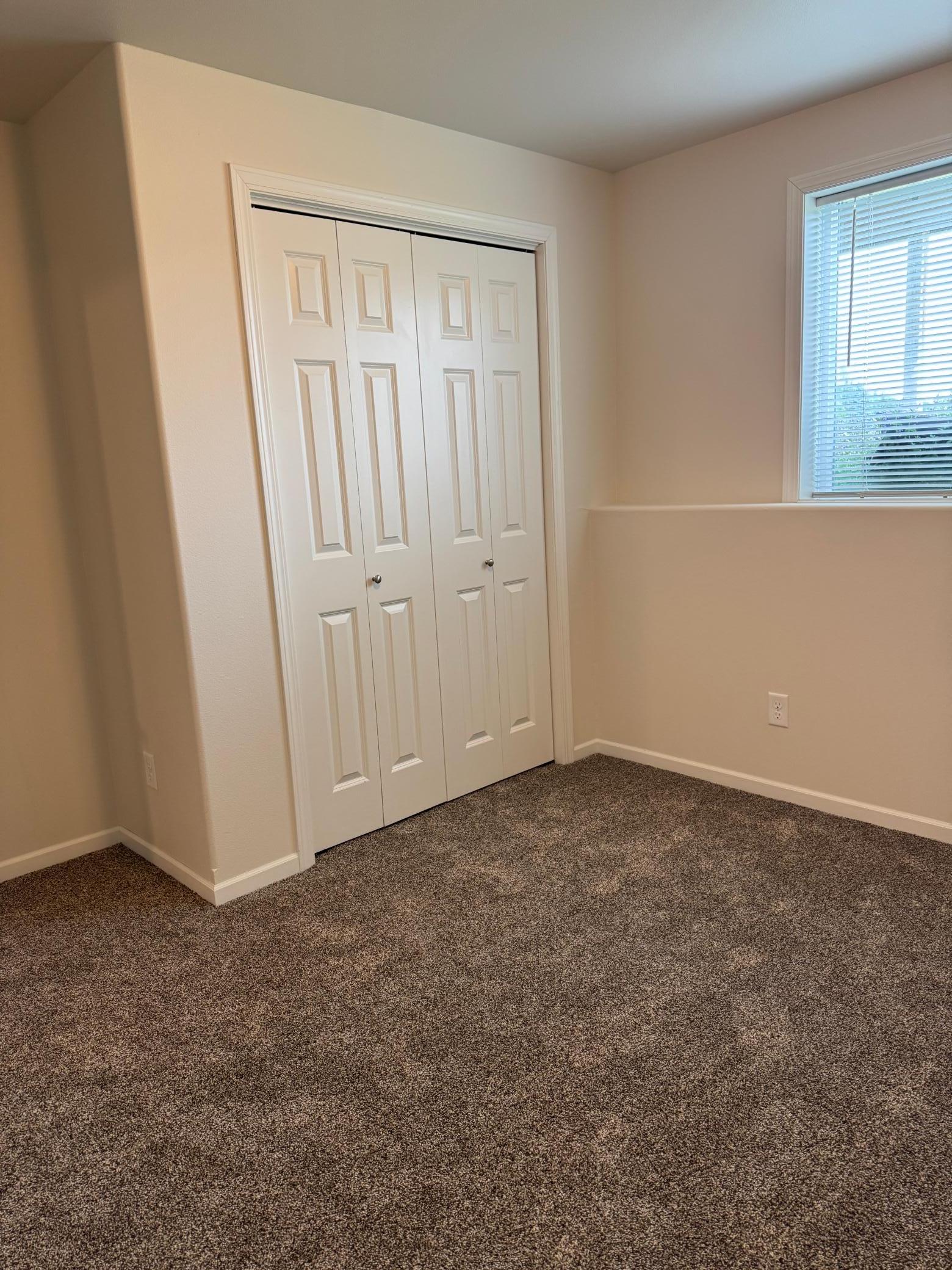 2015 townhouse for sale at 3116 27th Street S in Moorhead, MN — 3 bed, 2 bath (photo 22 of 37)