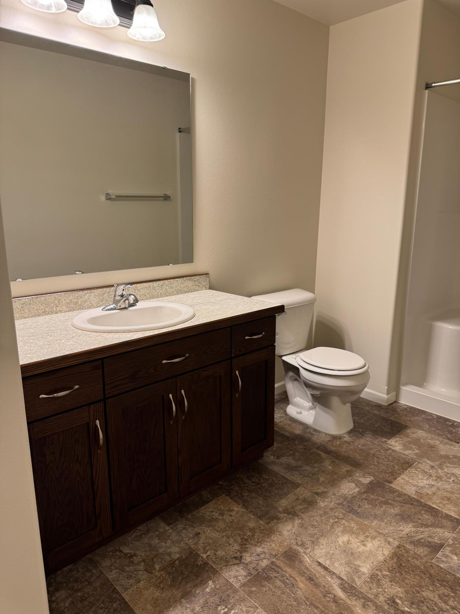 2015 townhouse for sale at 3116 27th Street S in Moorhead, MN — 3 bed, 2 bath (photo 26 of 37)