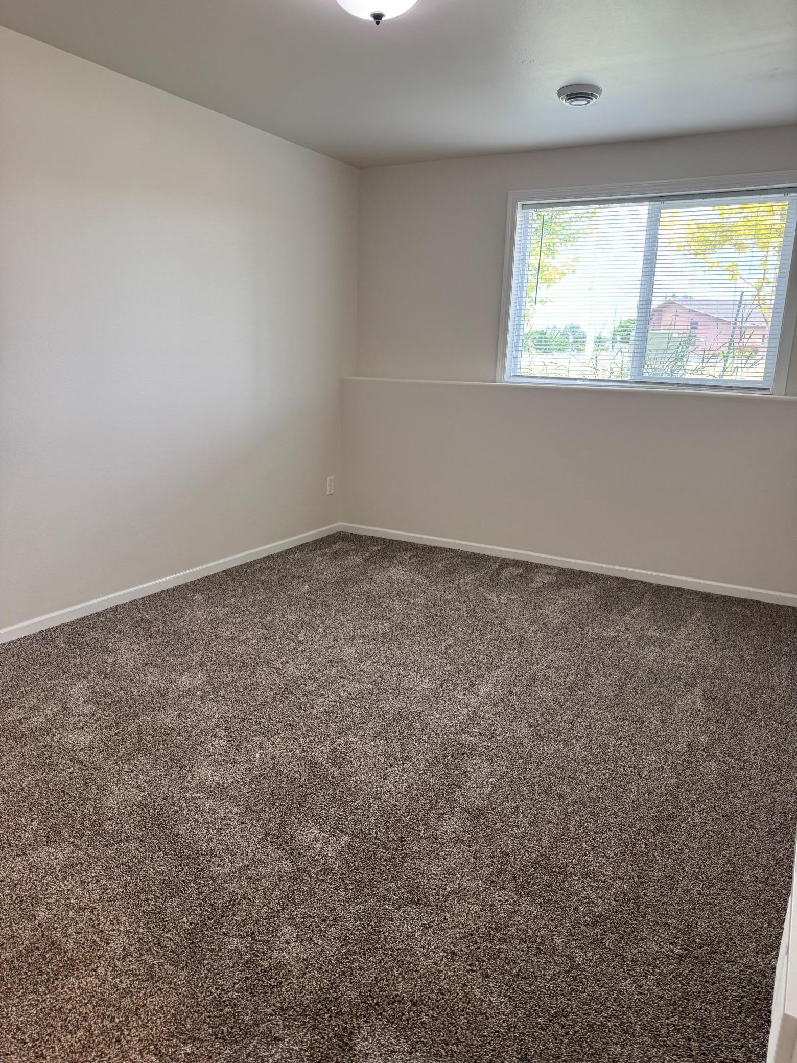2015 townhouse for sale at 3116 27th Street S in Moorhead, MN — 3 bed, 2 bath (photo 28 of 37)