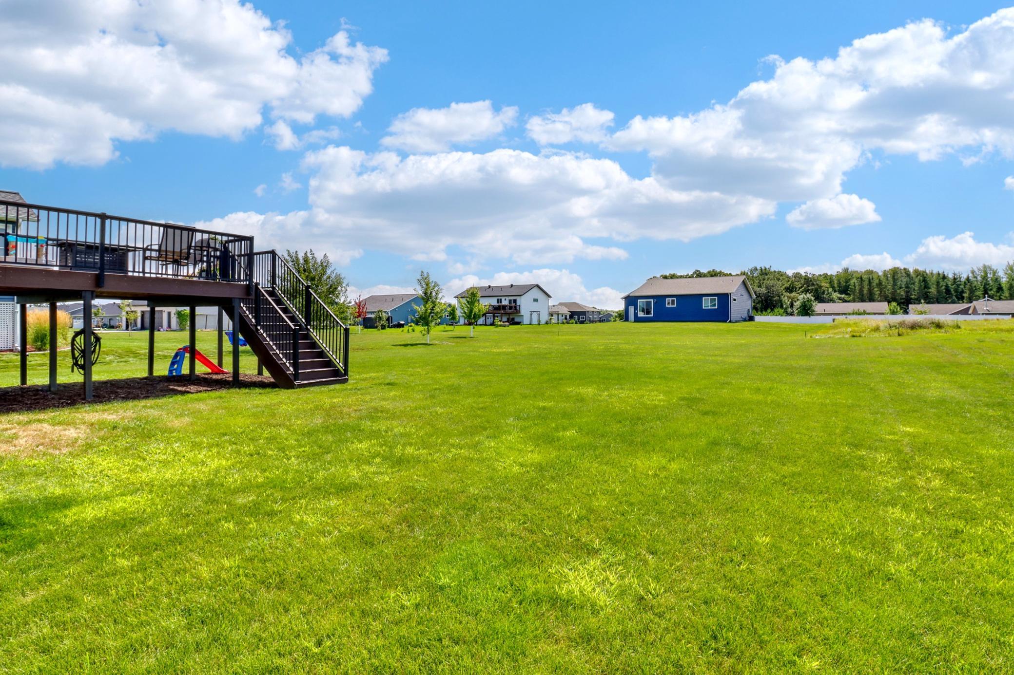 2017 single family home for sale at 1923 Longview Drive in Detroit Lakes, MN — 3 bed, 3 bath (photo 23 of 24)
