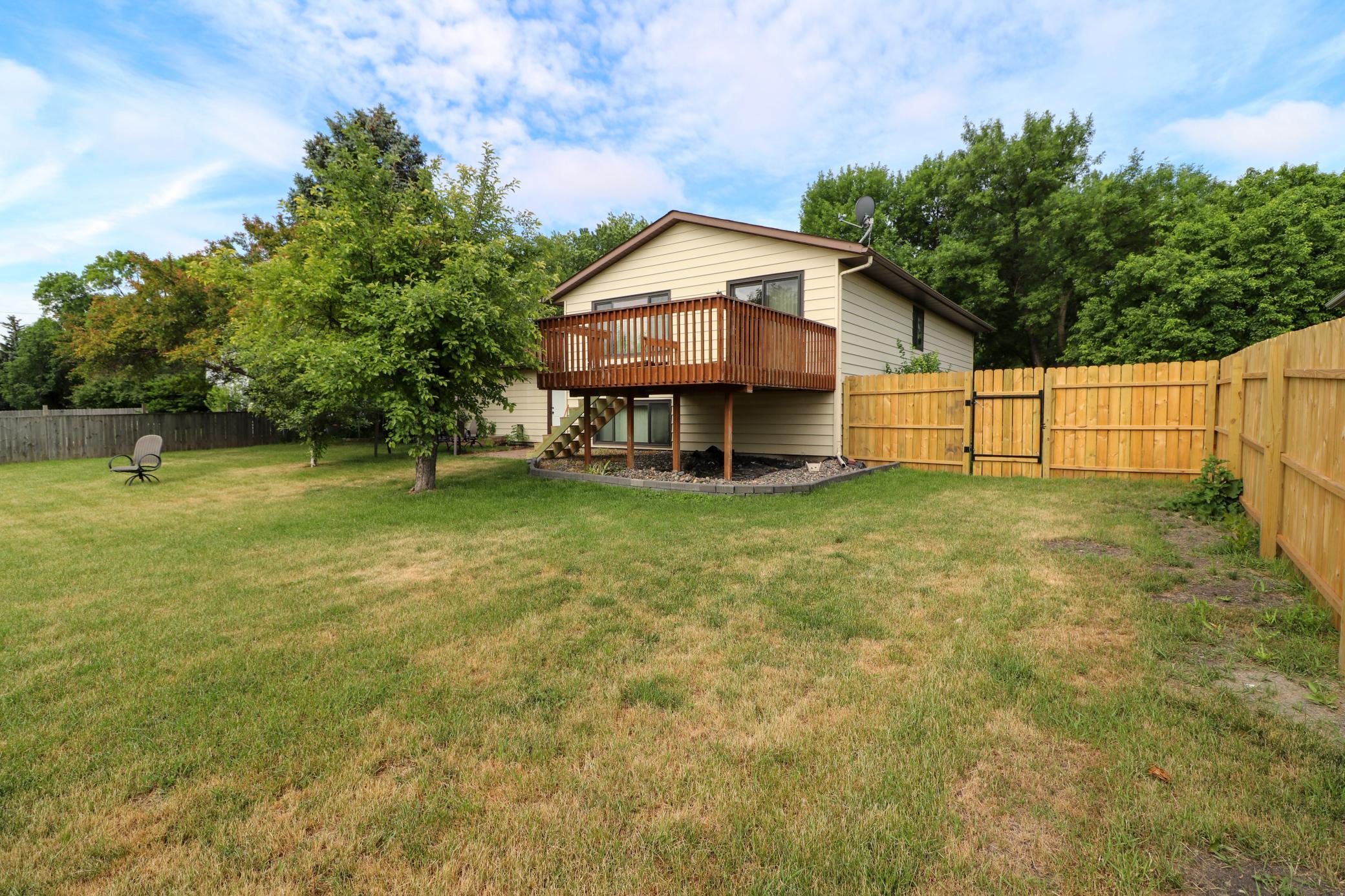 1420 S 23rd S Street, Fargo ND 58103 - Photo 8 of 8
