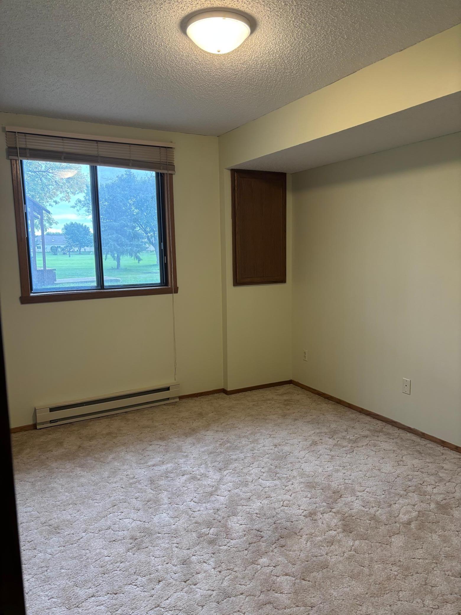 1993 townhouse for sale at 2830 32nd Street S in Moorhead, MN — 3 bed, 2 bath (photo 17 of 30)