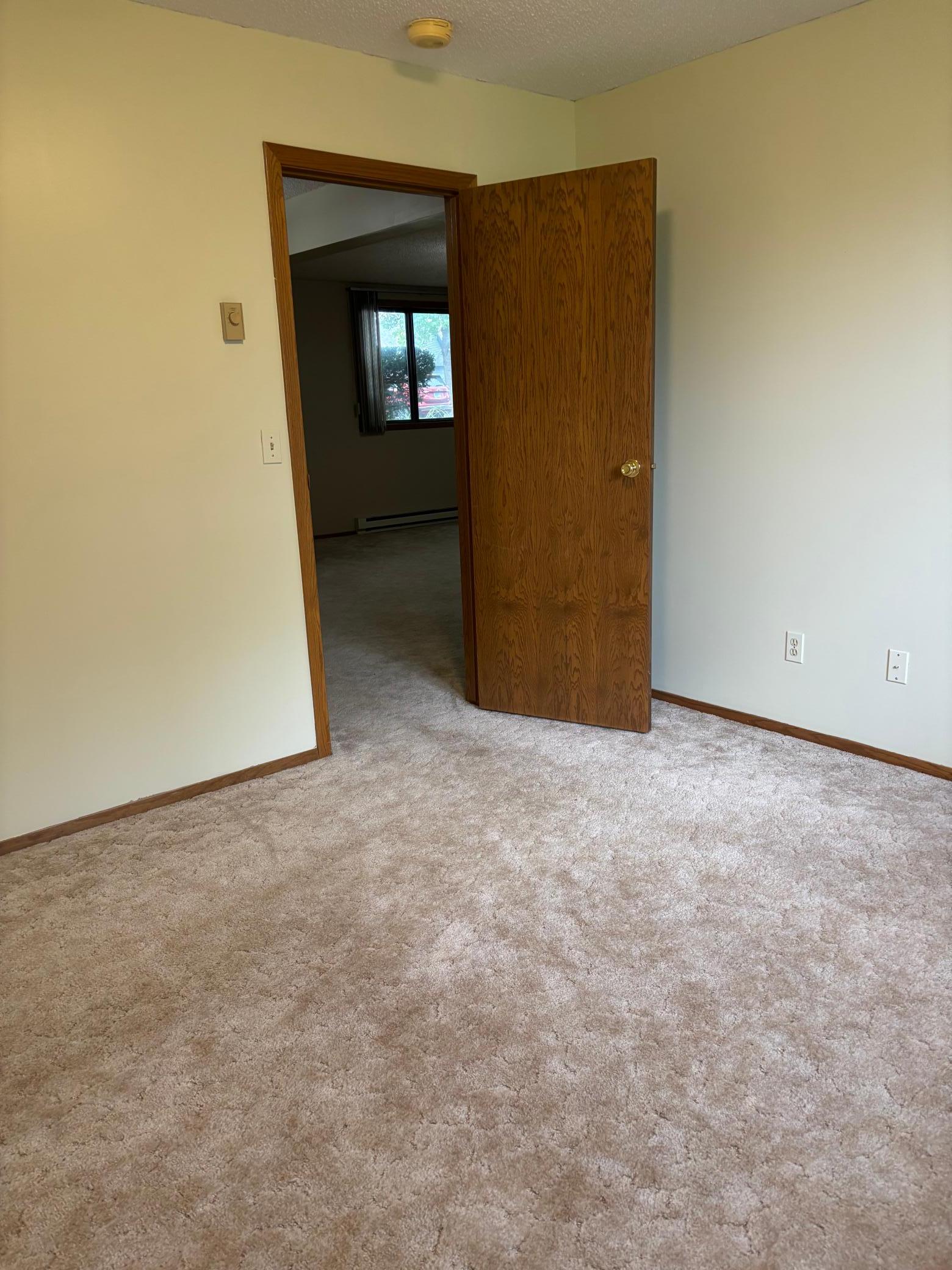 1993 townhouse for sale at 2830 32nd Street S in Moorhead, MN — 3 bed, 2 bath (photo 18 of 30)