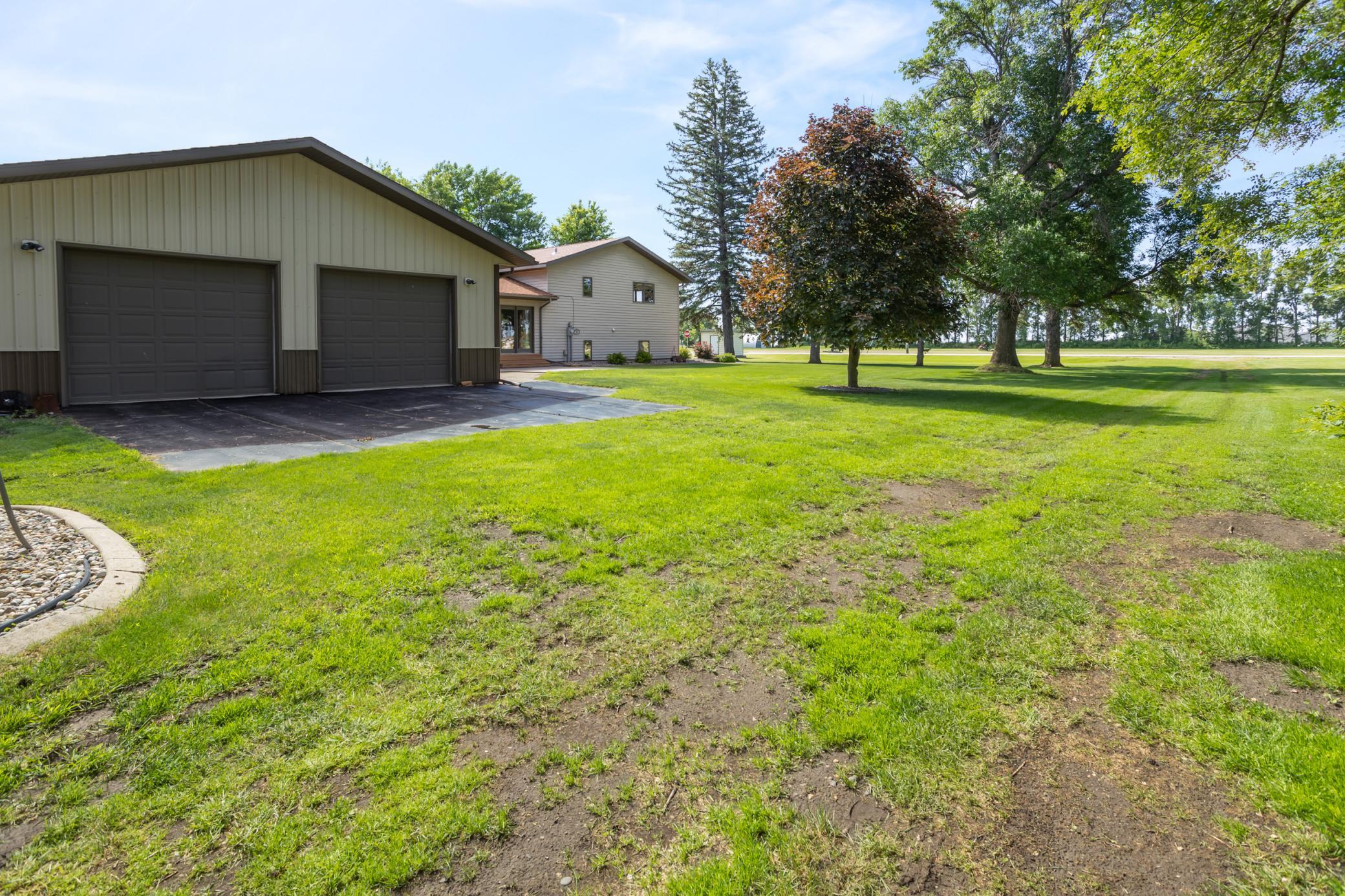 506 5th Street, Wyndmere ND 58081 - Photo 15 of 25