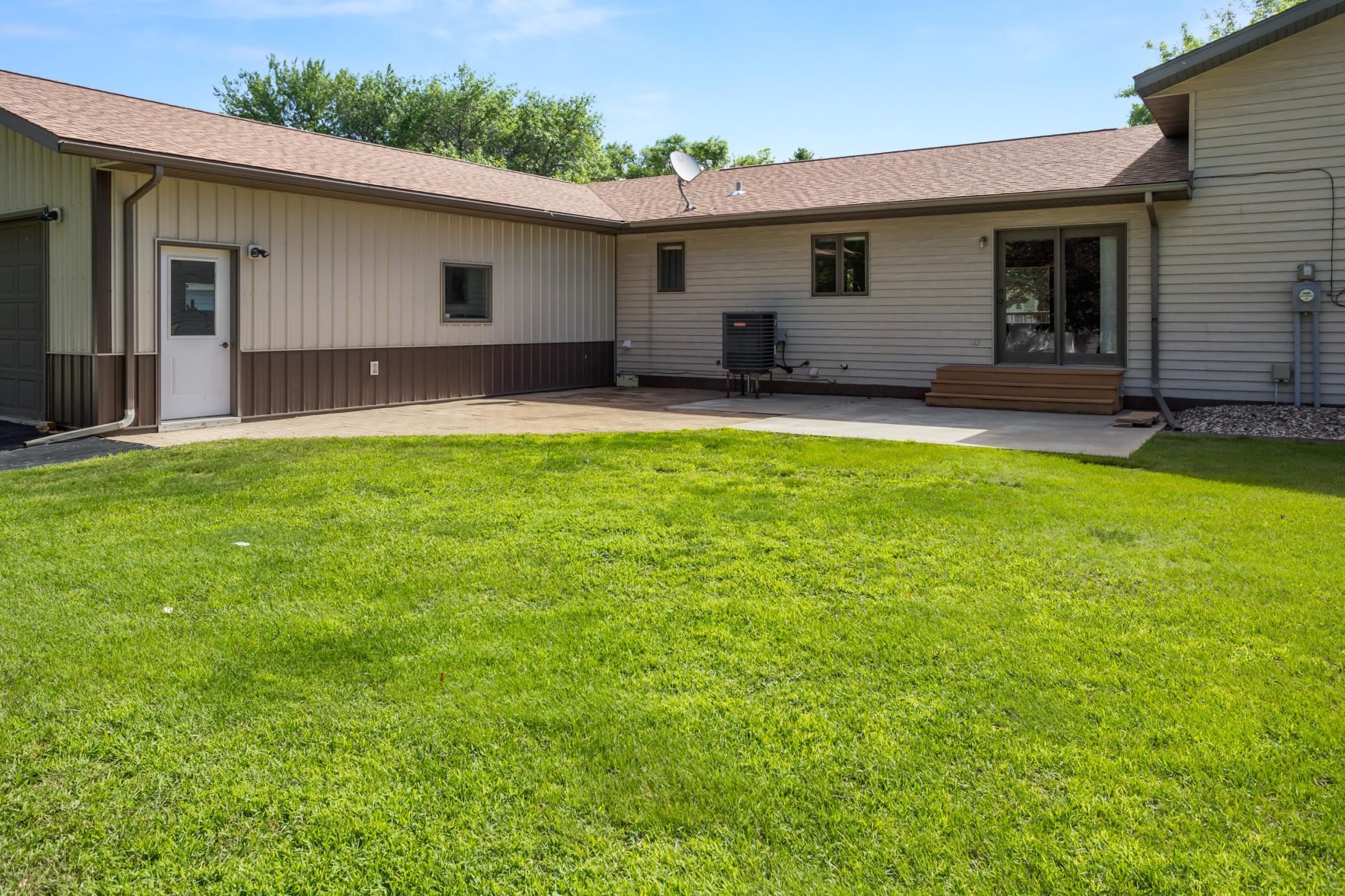 506 5th Street, Wyndmere ND 58081 - Photo 16 of 25