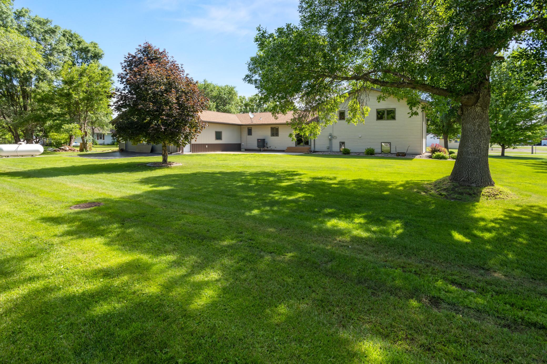 506 5th Street, Wyndmere ND 58081 - Photo 17 of 25