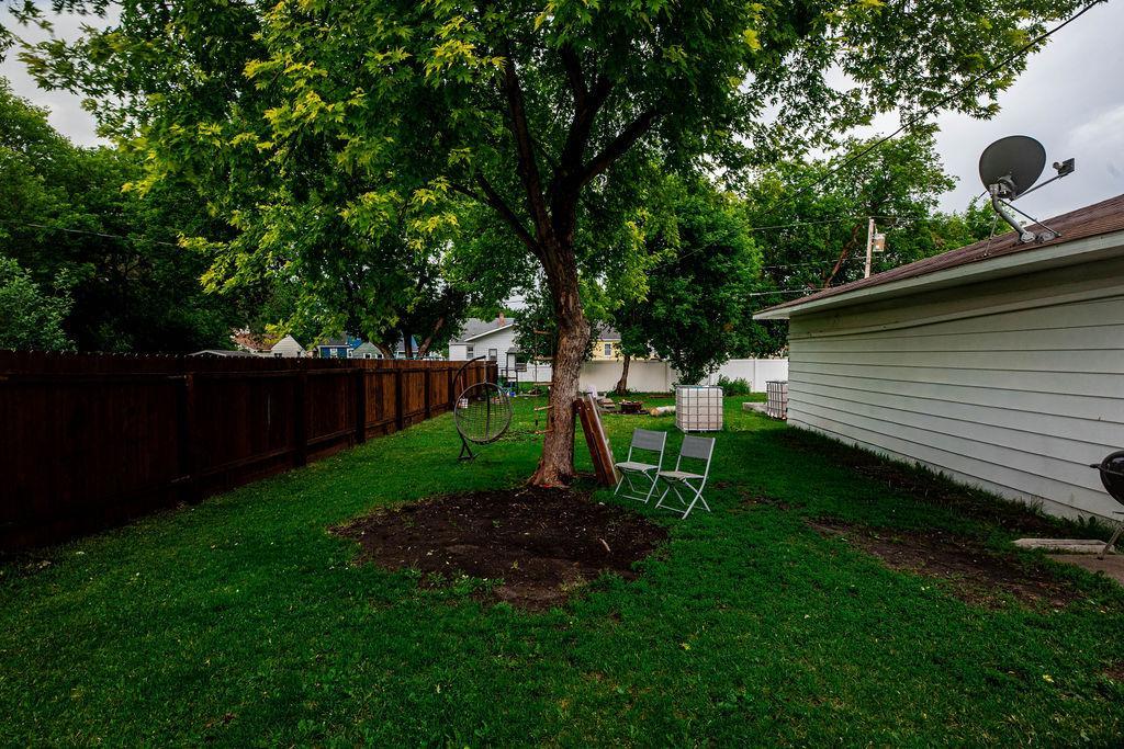 808 15th N Street, Moorhead MN 56560 - Photo 21 of 23
