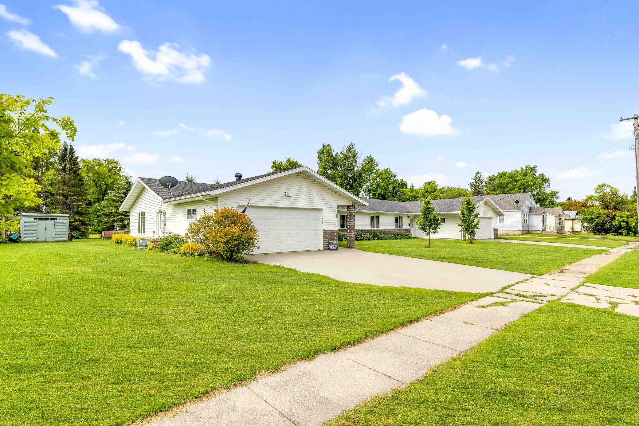 313 & 315 W 3rd S Avenue, Ada MN 56510 - Photo 4 of 33